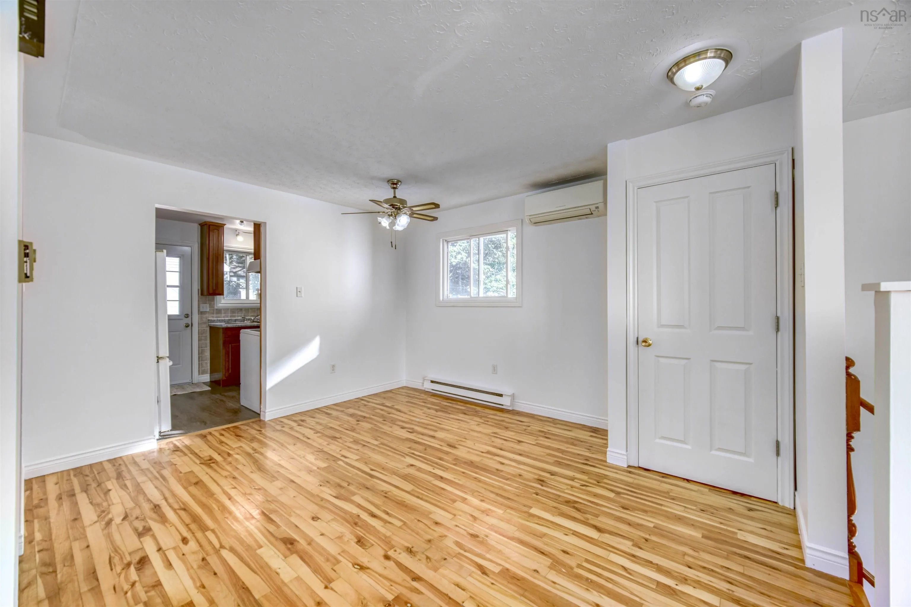 60 Cranberry Crescent, Dartmouth, NS B2W 5A9, 3 Bedrooms Bedrooms, ,2 BathroomsBathrooms,Residential,For Sale,Cranberry,202525184