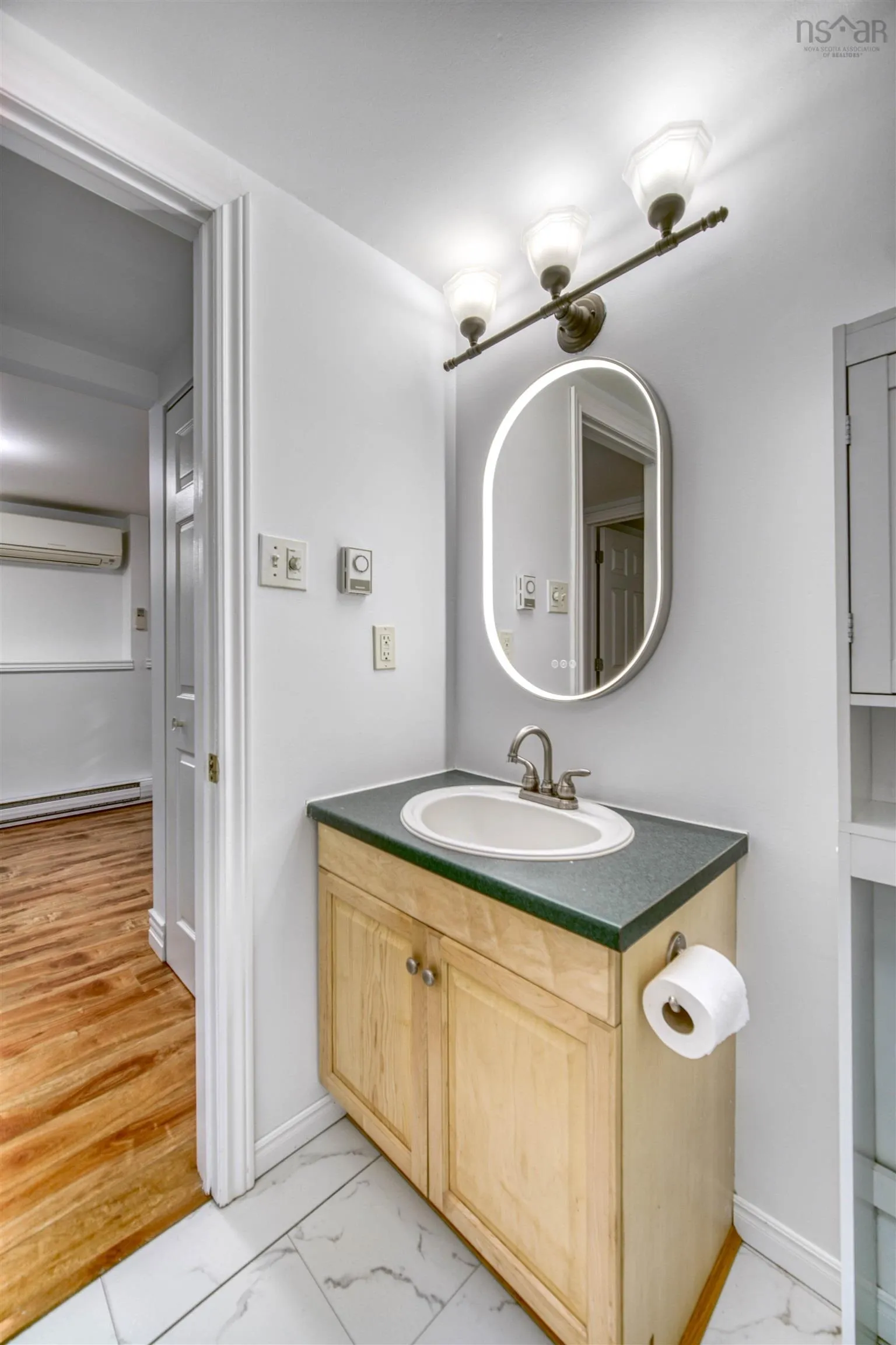 60 Cranberry Crescent, Dartmouth, NS B2W 5A9, 3 Bedrooms Bedrooms, ,2 BathroomsBathrooms,Residential,For Sale,Cranberry,202525184