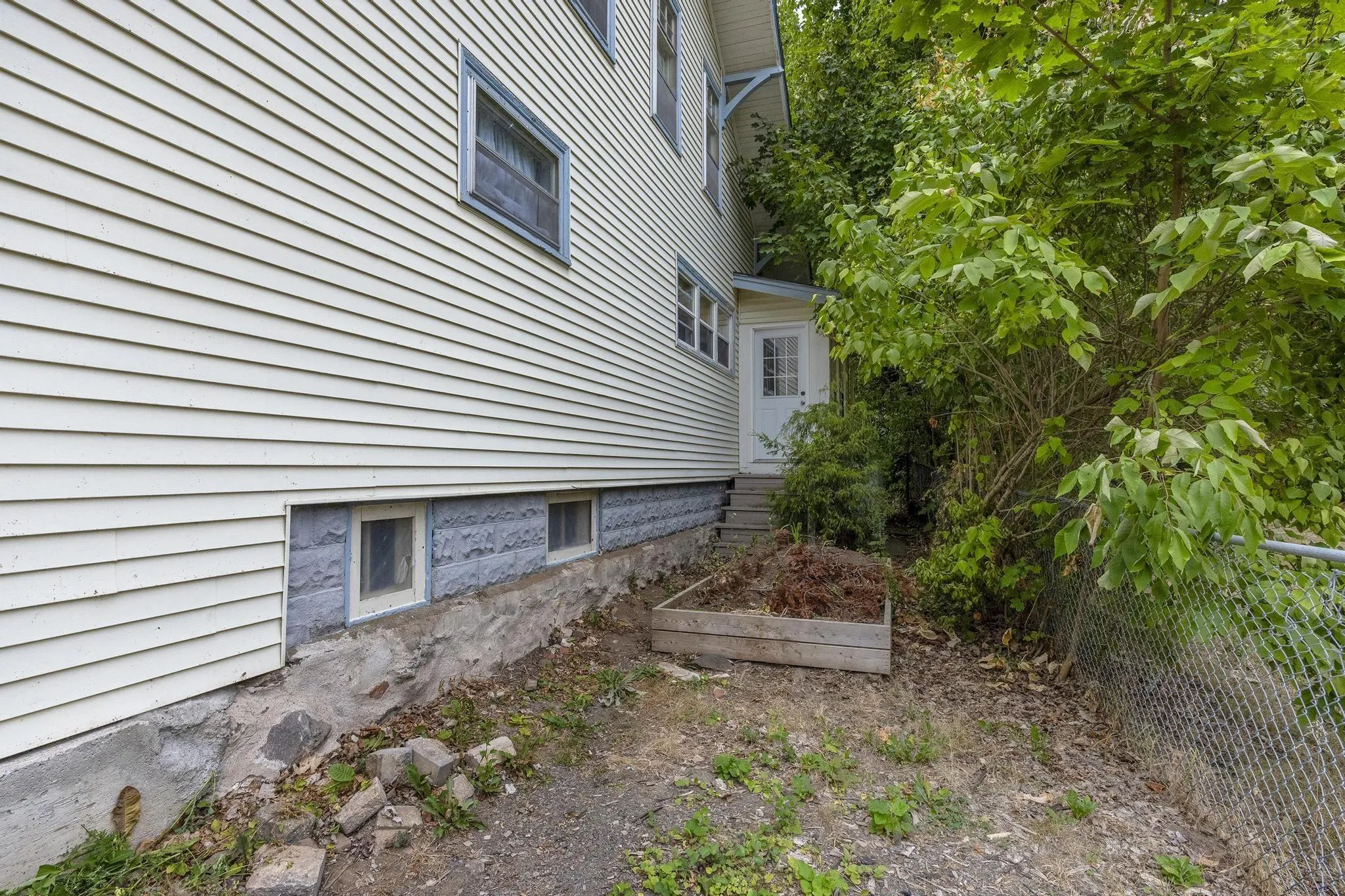 57 Crescent Avenue, Kentville, NS B4N 1R1, 4 Bedrooms Bedrooms, ,2 BathroomsBathrooms,Residential,For Sale,Crescent,202520790