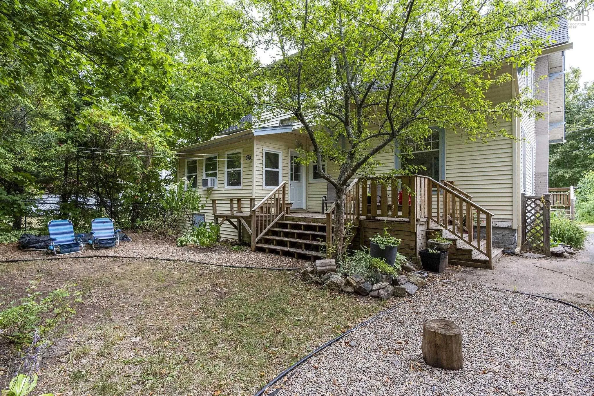 57 Crescent Avenue, Kentville, NS B4N 1R1, 4 Bedrooms Bedrooms, ,2 BathroomsBathrooms,Residential,For Sale,Crescent,202520790