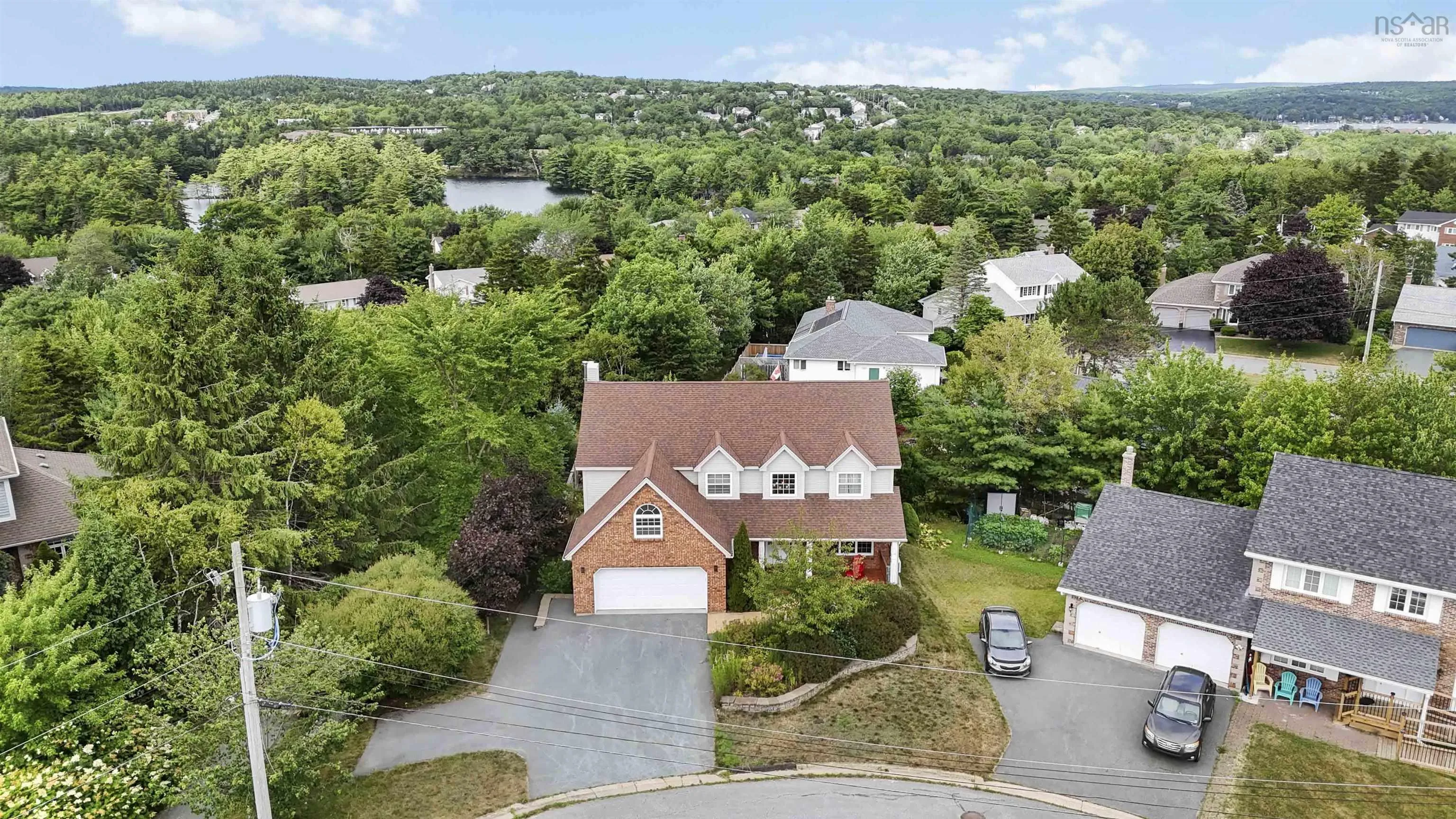 17 Kissock Court, Bedford, NS B4A 3X9, 5 Bedrooms Bedrooms, ,4 BathroomsBathrooms,Residential,For Sale,Kissock,202518690