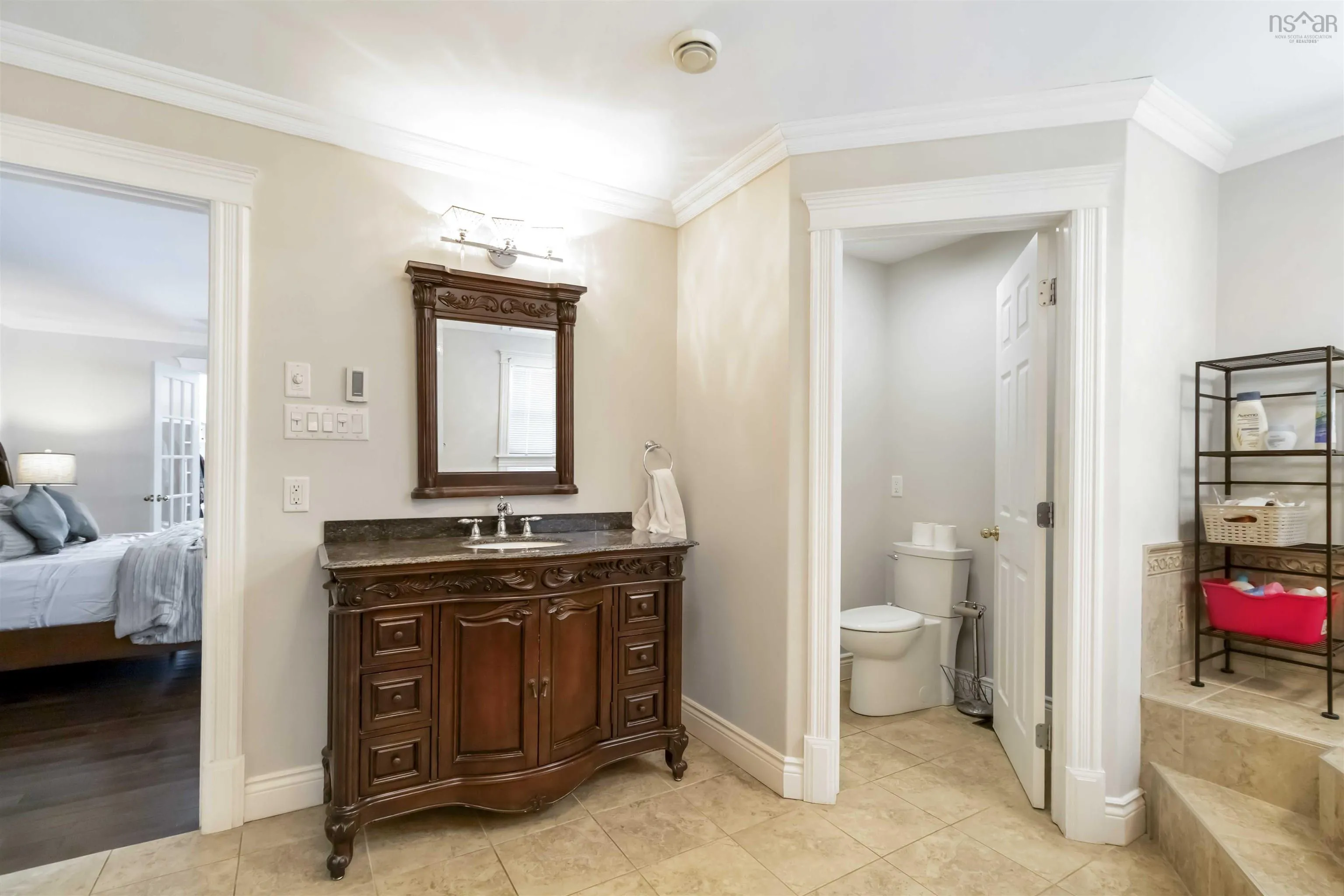 17 Kissock Court, Bedford, NS B4A 3X9, 5 Bedrooms Bedrooms, ,4 BathroomsBathrooms,Residential,For Sale,Kissock,202518690