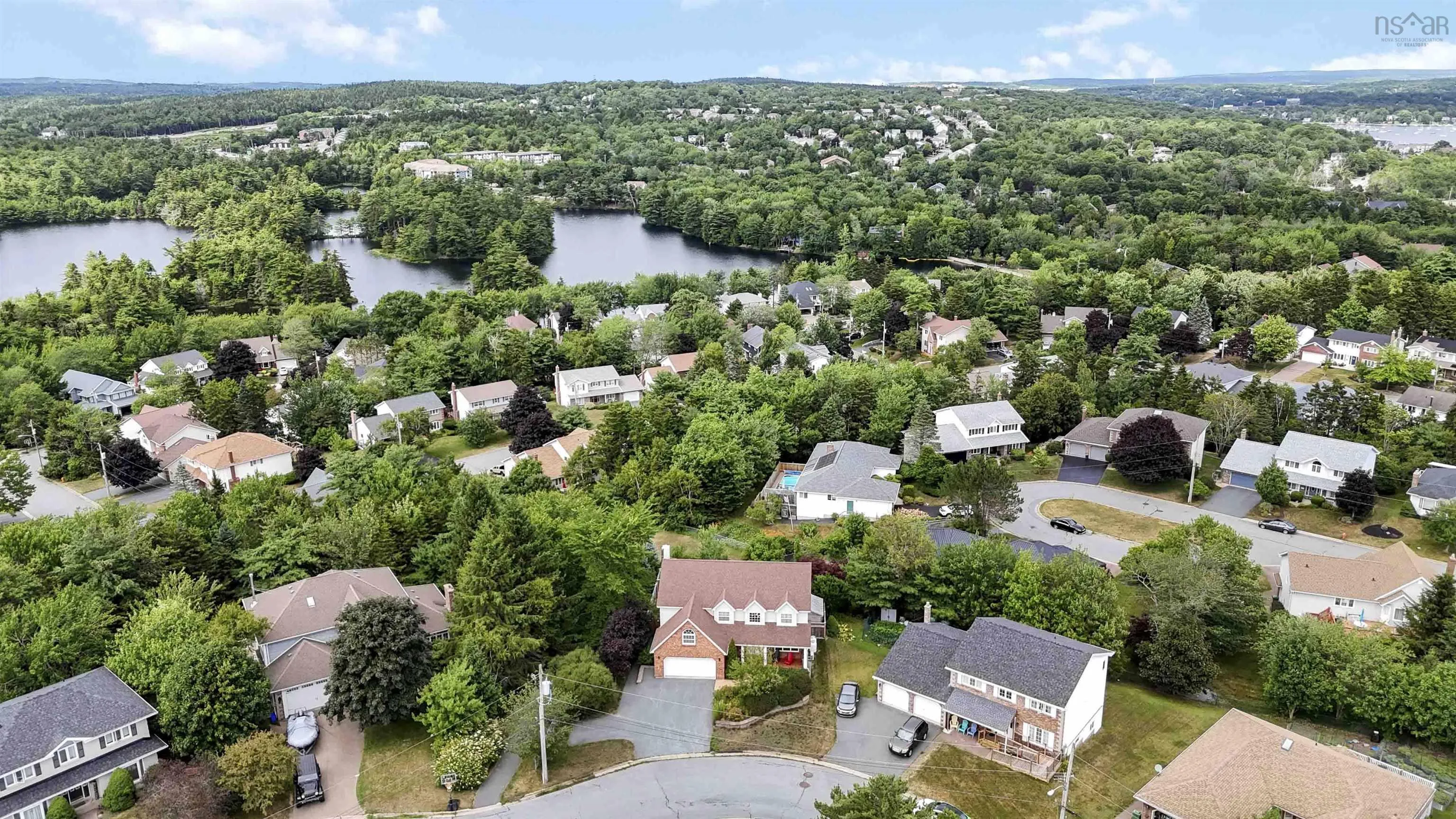 17 Kissock Court, Bedford, NS B4A 3X9, 5 Bedrooms Bedrooms, ,4 BathroomsBathrooms,Residential,For Sale,Kissock,202518690