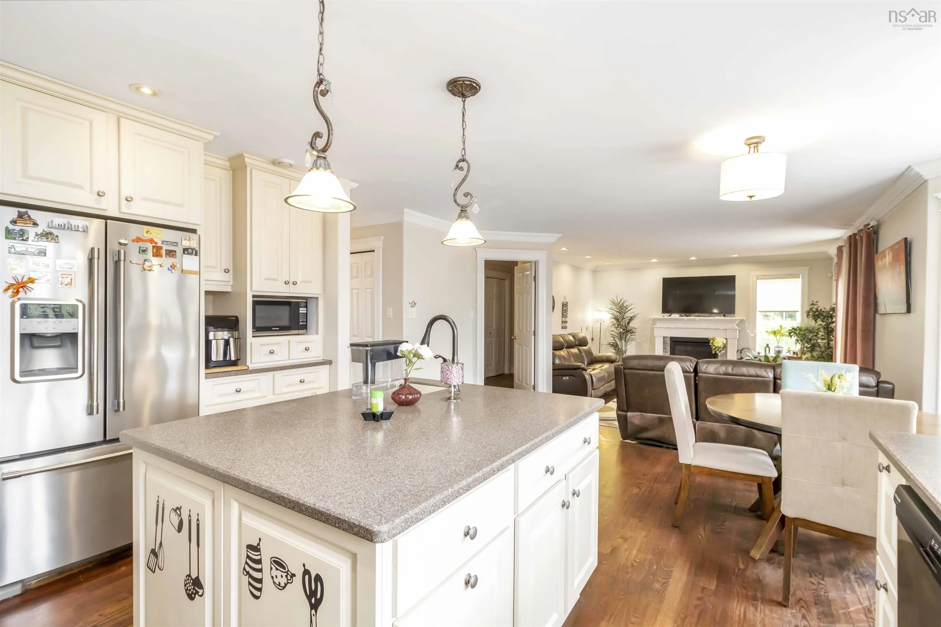 17 Kissock Court, Bedford, NS B4A 3X9, 5 Bedrooms Bedrooms, ,4 BathroomsBathrooms,Residential,For Sale,Kissock,202518690