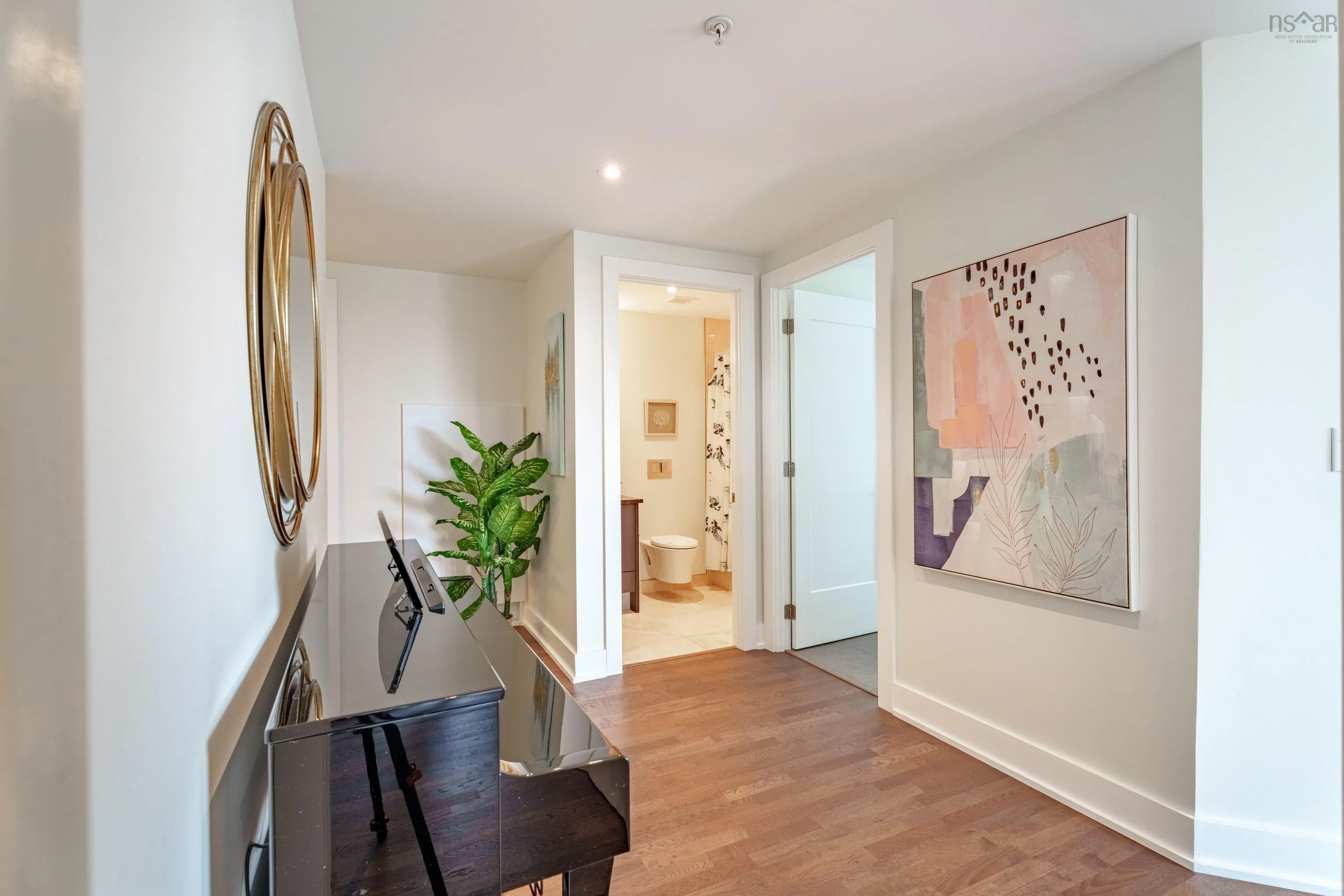 1585 South Park Street, Halifax Ns B3j 0h8, 2 Bedrooms Bedrooms, ,2 BathroomsBathrooms,Residential,For Sale,South Park,202509400