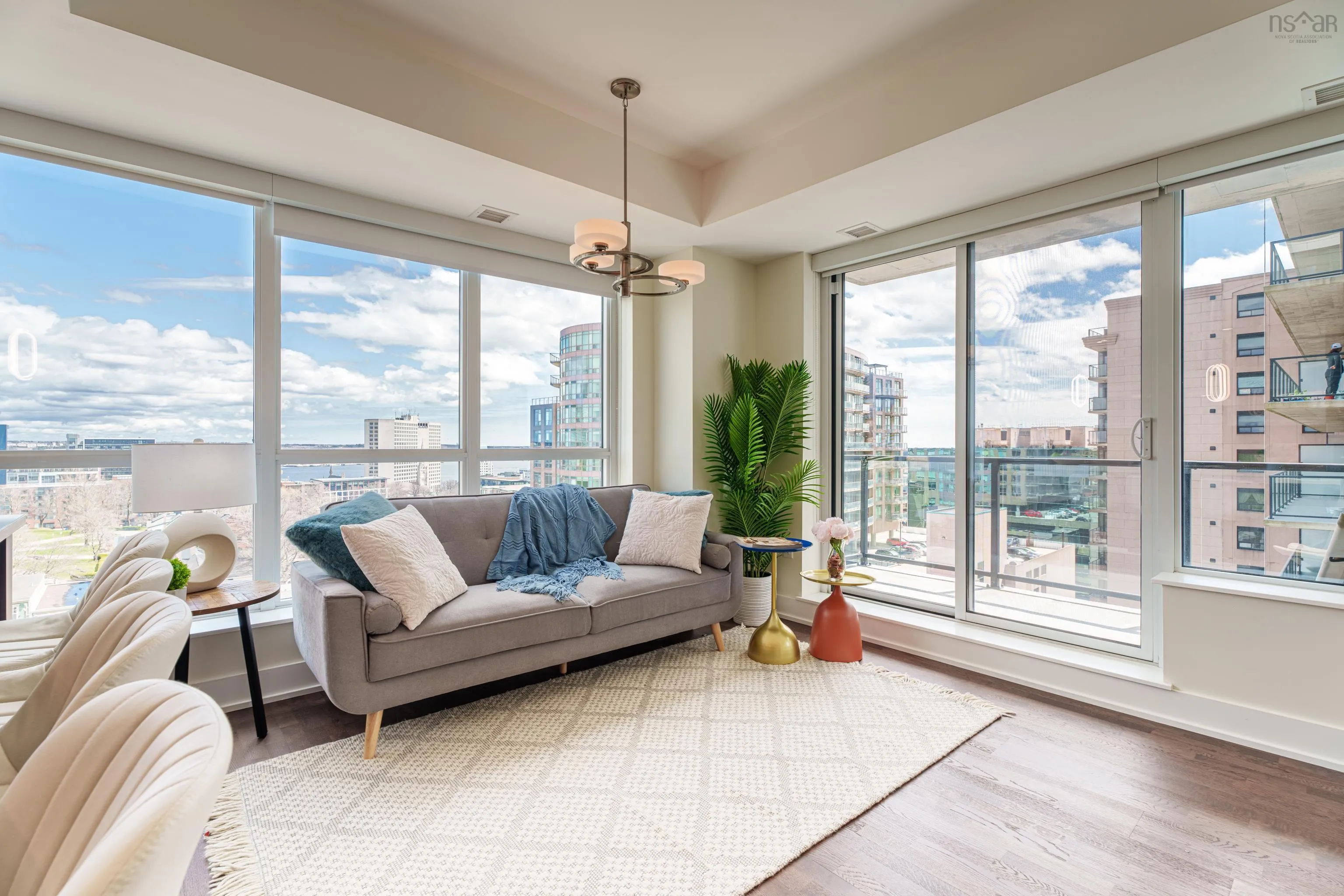 1585 South Park Street, Halifax Ns B3j 0h8, 2 Bedrooms Bedrooms, ,2 BathroomsBathrooms,Residential,For Sale,South Park,202509400