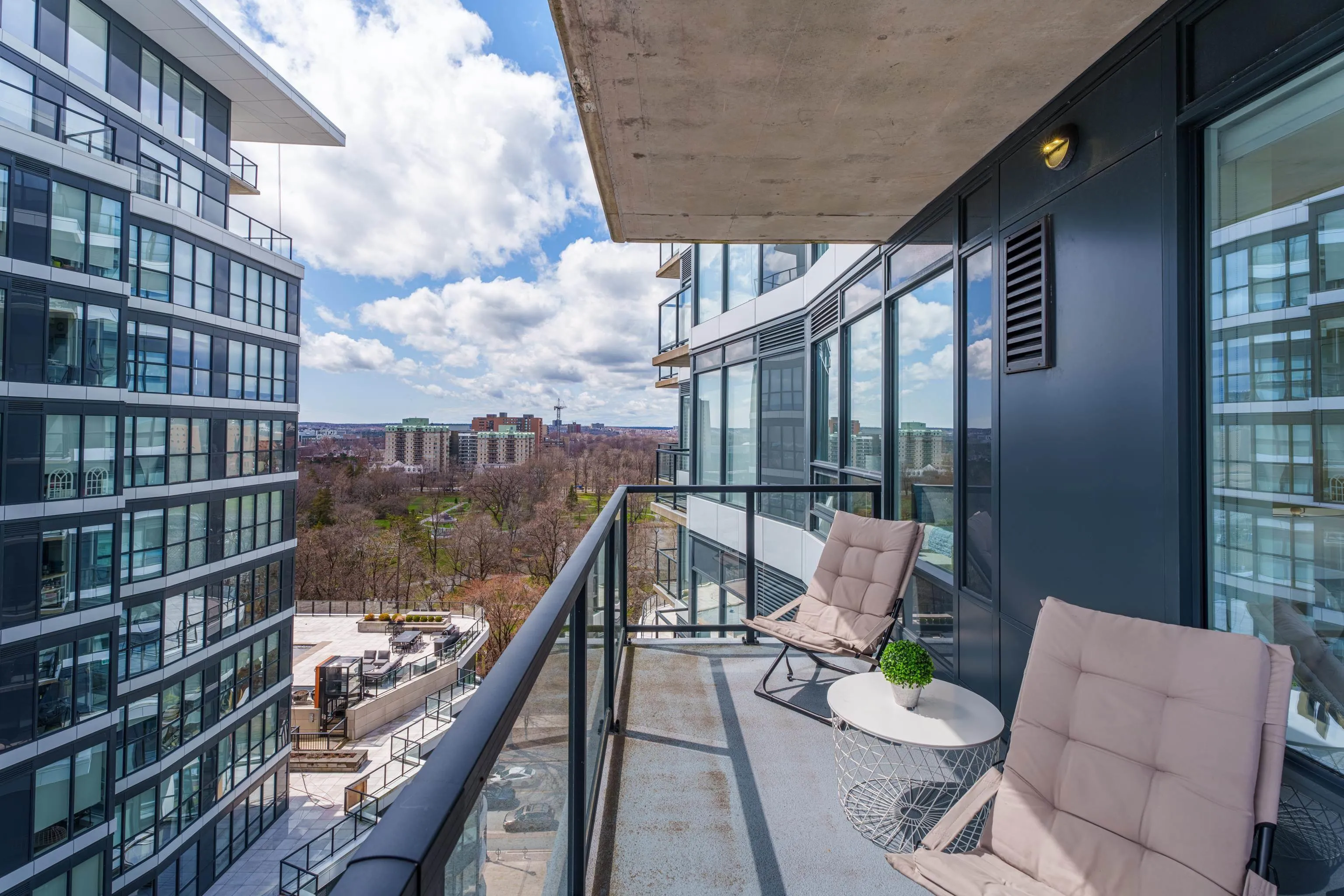 1585 South Park Street, Halifax Ns B3j 0h8, 2 Bedrooms Bedrooms, ,2 BathroomsBathrooms,Residential,For Sale,South Park,202509400