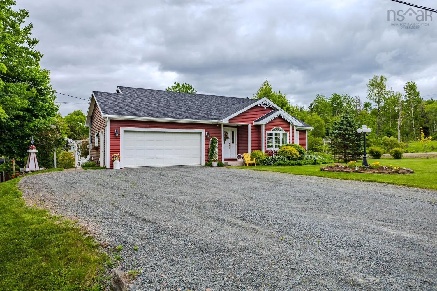 157 Parkwood, Truro Heights, NS B6L 1M1, 3 Bedrooms Bedrooms, ,3 BathroomsBathrooms,Residential,For Sale,Parkwood,202521575
