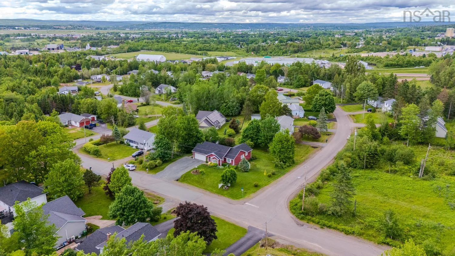 157 Parkwood, Truro Heights, NS B6L 1M1, 3 Bedrooms Bedrooms, ,3 BathroomsBathrooms,Residential,For Sale,Parkwood,202521575