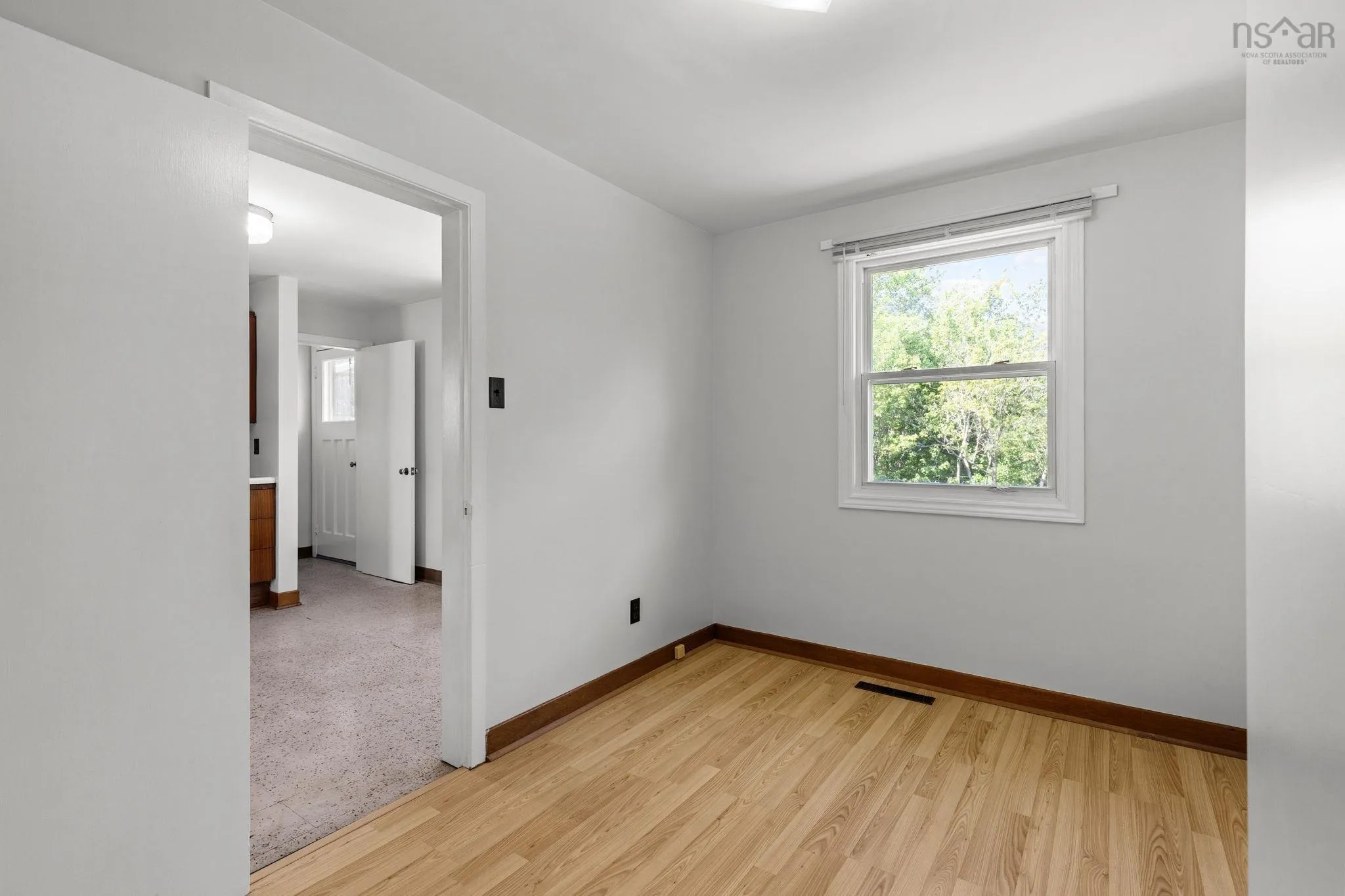 13 Glenmont Avenue, Bedford, NS B4A 1H1, 3 Bedrooms Bedrooms, ,1 BathroomBathrooms,Residential,For Sale,Glenmont,202520770