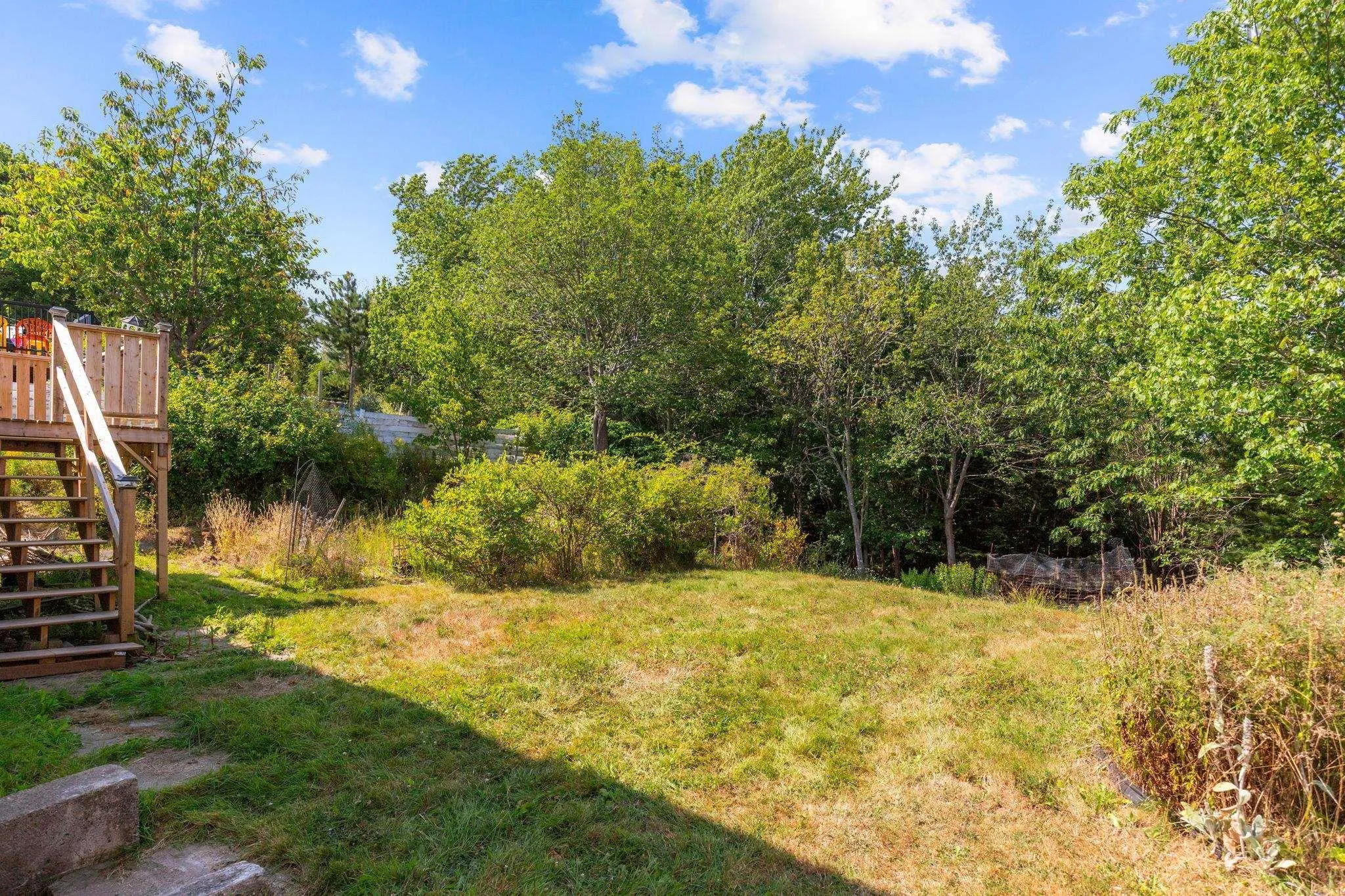 13 Glenmont Avenue, Bedford, NS B4A 1H1, 3 Bedrooms Bedrooms, ,1 BathroomBathrooms,Residential,For Sale,Glenmont,202520770