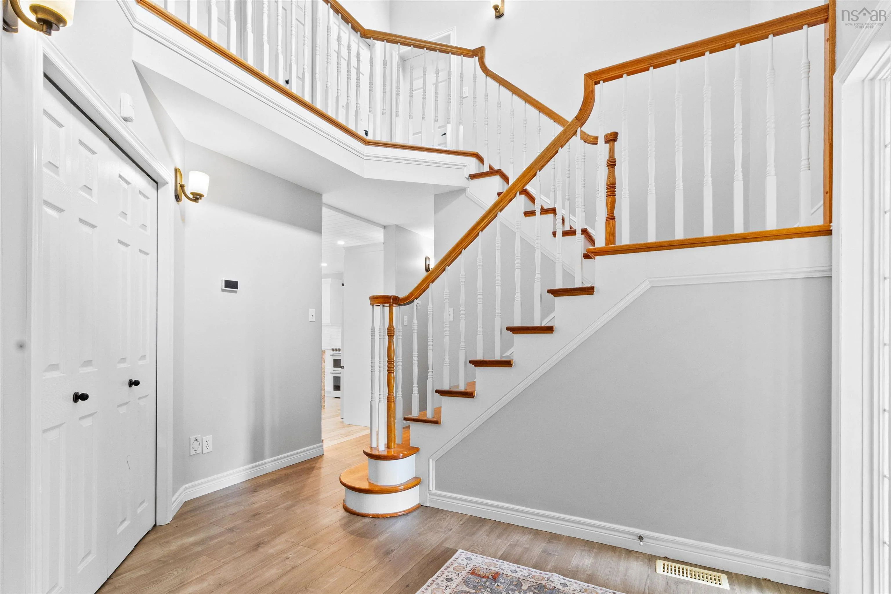 2 Ainsley Court, Fall River, NS B2T 1E7, 3 Bedrooms Bedrooms, ,3 BathroomsBathrooms,Residential,For Sale,Ainsley,202523256