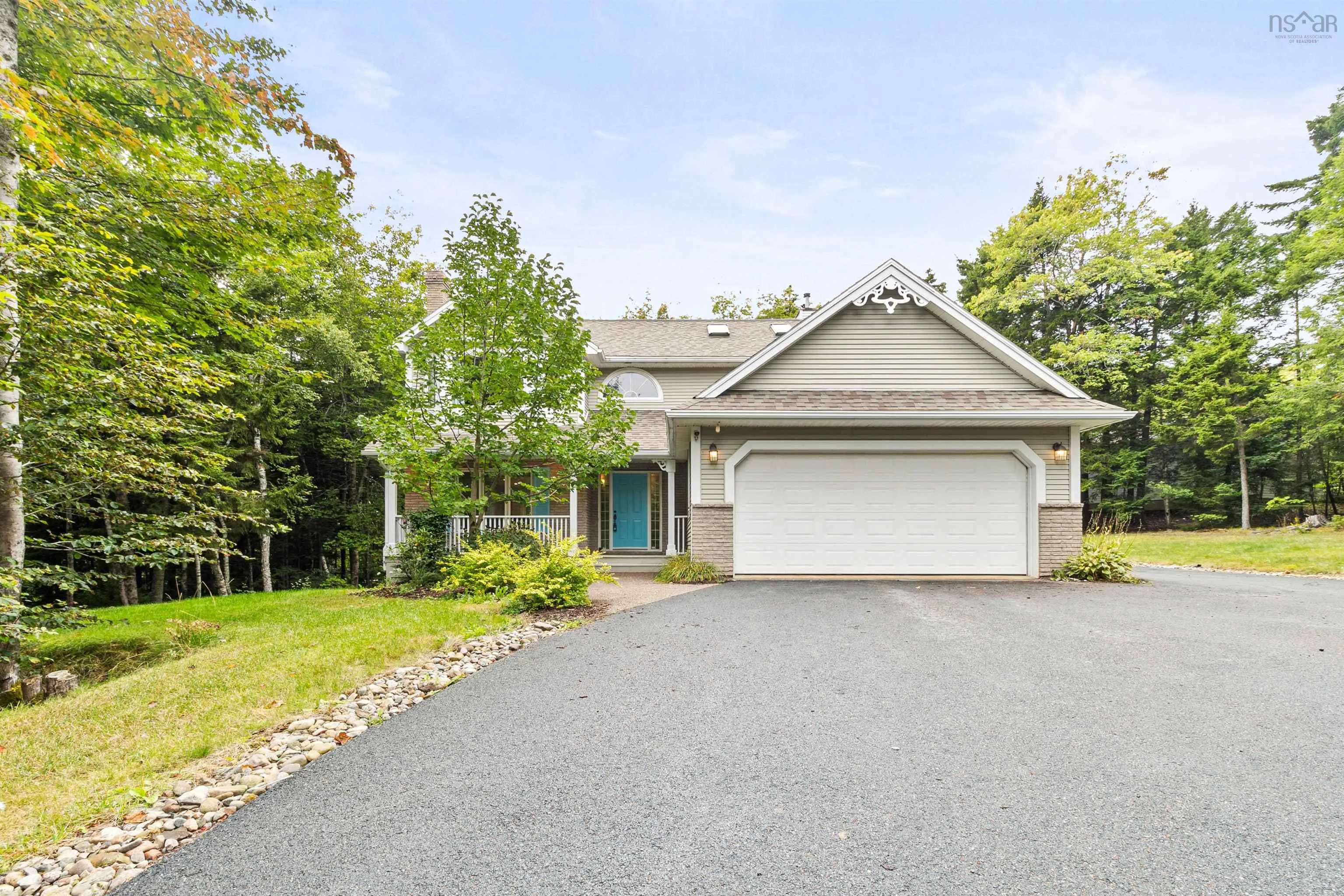 2 Ainsley Court, Fall River, NS B2T 1E7, 3 Bedrooms Bedrooms, ,3 BathroomsBathrooms,Residential,For Sale,Ainsley,202523256