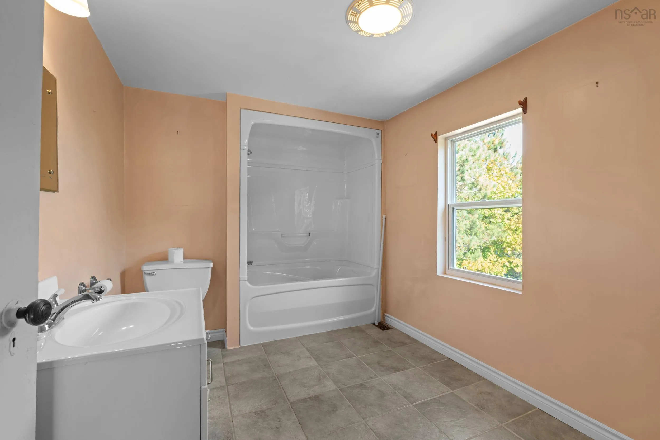42 Charles Hiltz Road, Western Shore, NS B0J 3M0, 3 Bedrooms Bedrooms, ,2 BathroomsBathrooms,Residential,For Sale,Charles Hiltz,202525447