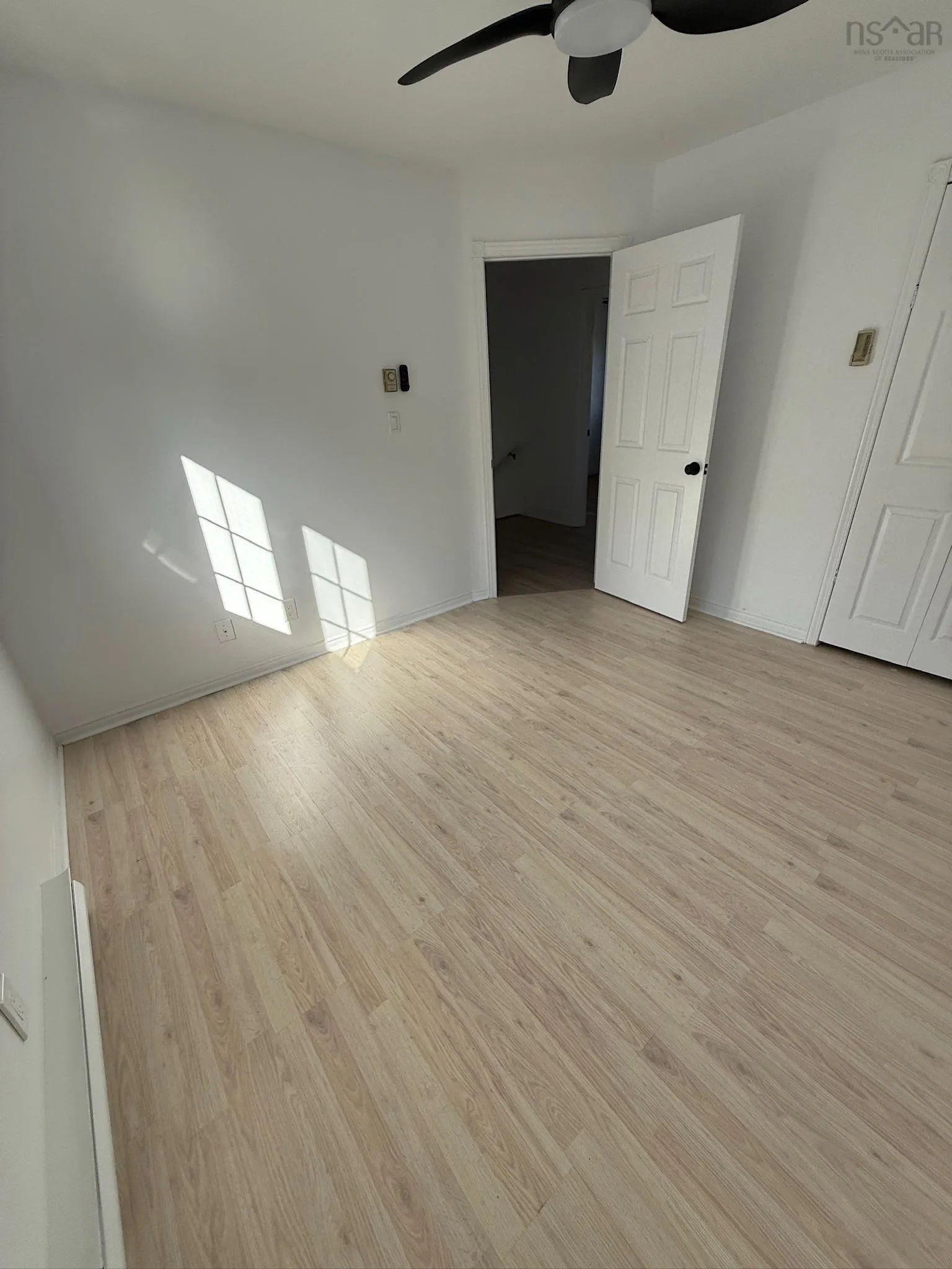 22 Oakland Drive, Howie Centre, NS B1L 1H1, 3 Bedrooms Bedrooms, ,2 BathroomsBathrooms,Residential,For Sale,Oakland,202522000