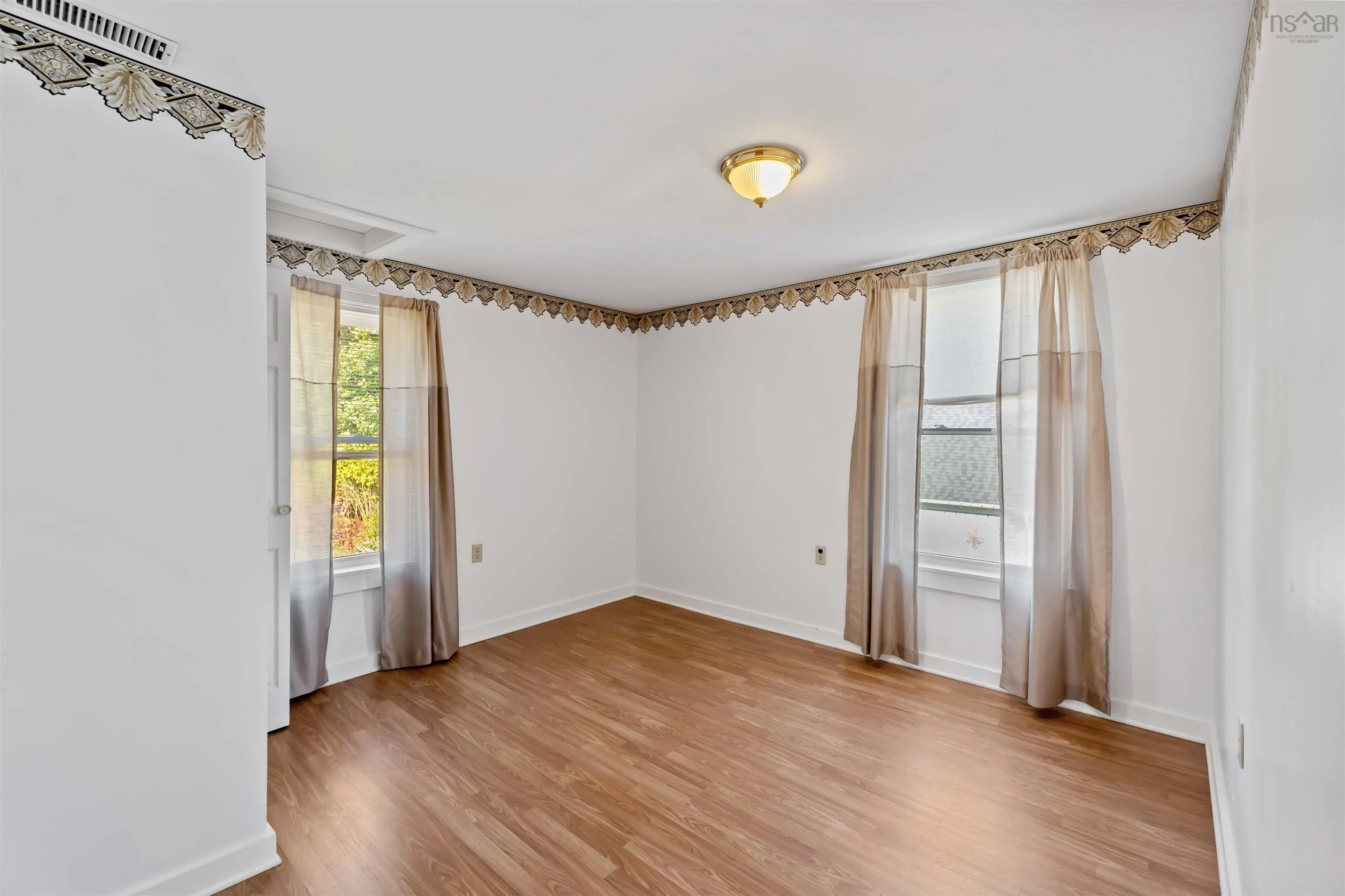 191 Second Avenue, Digby, NS B0V 1A0, 4 Bedrooms Bedrooms, ,1 BathroomBathrooms,Residential,For Sale,Second,202525614
