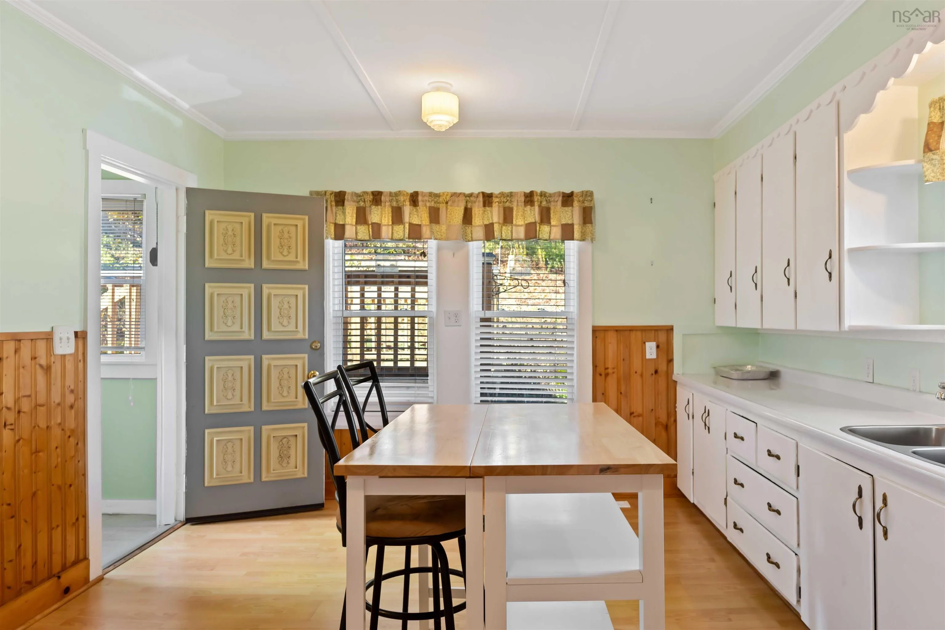 191 Second Avenue, Digby, NS B0V 1A0, 4 Bedrooms Bedrooms, ,1 BathroomBathrooms,Residential,For Sale,Second,202525614