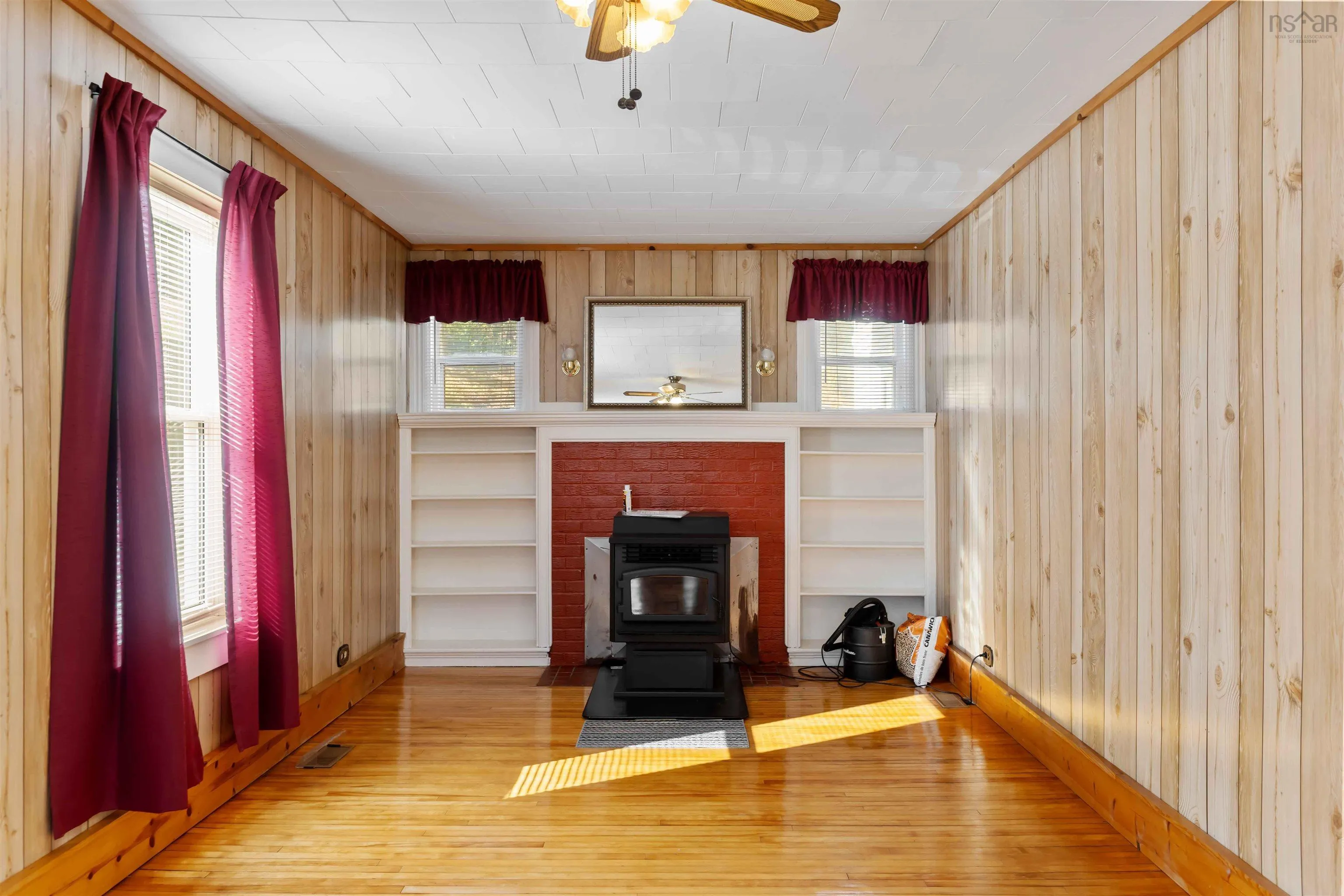 191 Second Avenue, Digby, NS B0V 1A0, 4 Bedrooms Bedrooms, ,1 BathroomBathrooms,Residential,For Sale,Second,202525614