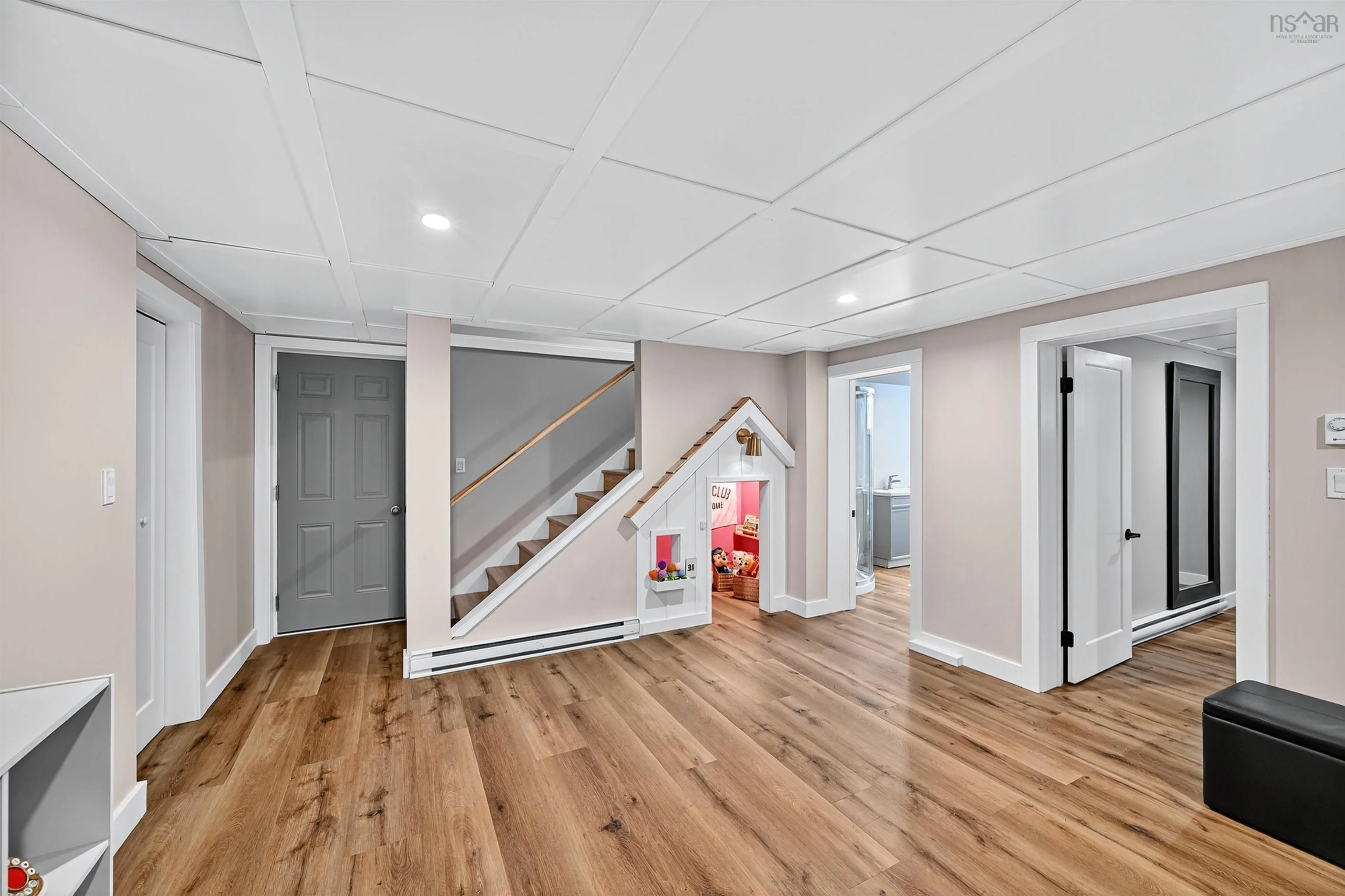 781 Westmount Road, Sydney, NS B1R 1B9, 4 Bedrooms Bedrooms, ,4 BathroomsBathrooms,Residential,For Sale,Westmount,202525422