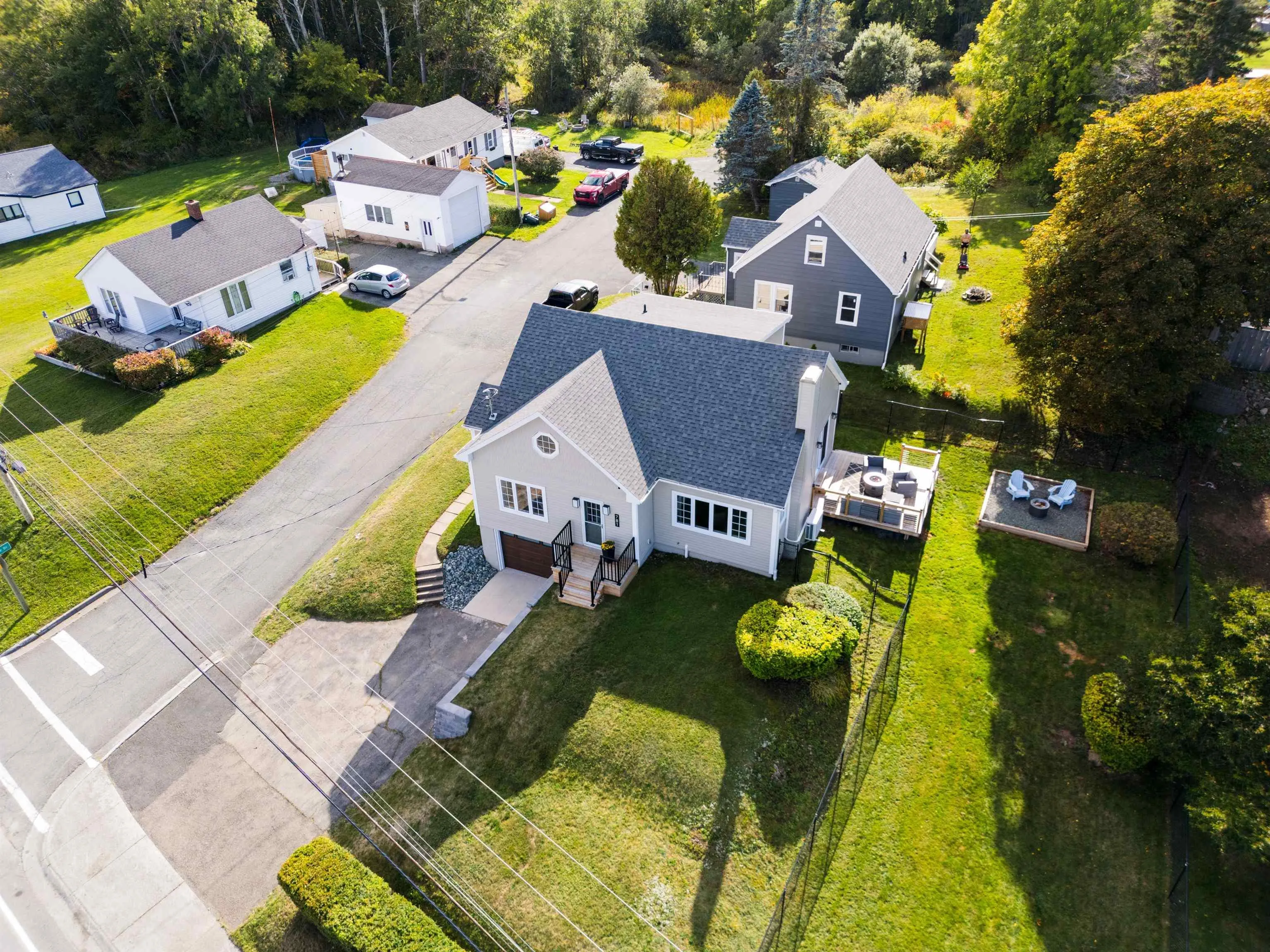 781 Westmount Road, Sydney, NS B1R 1B9, 4 Bedrooms Bedrooms, ,4 BathroomsBathrooms,Residential,For Sale,Westmount,202525422