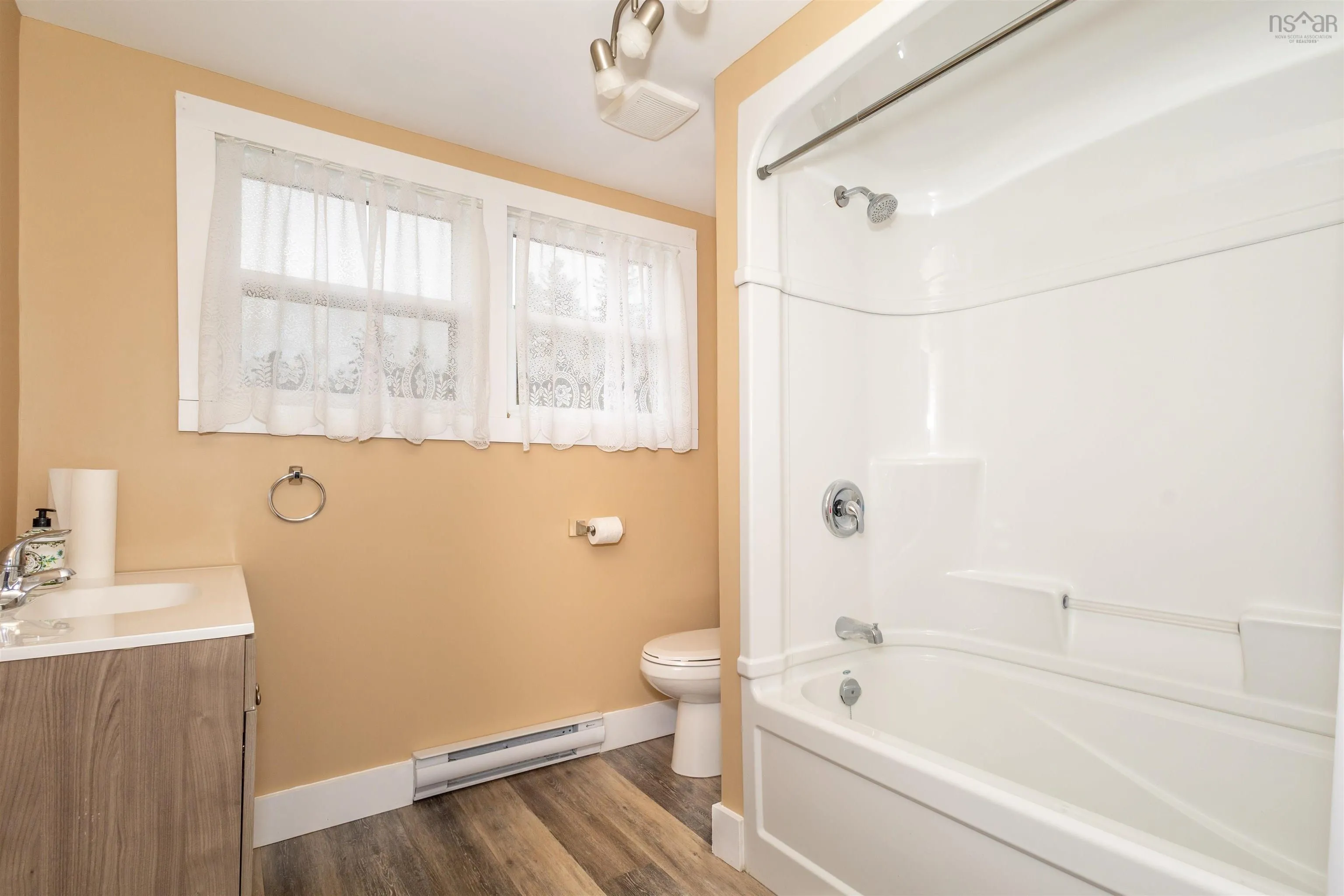 2792 Grand Mira North Road, Marion Bridge, NS B1K 1B1, 5 Bedrooms Bedrooms, ,2 BathroomsBathrooms,Residential,For Sale,Grand Mira North,202519925