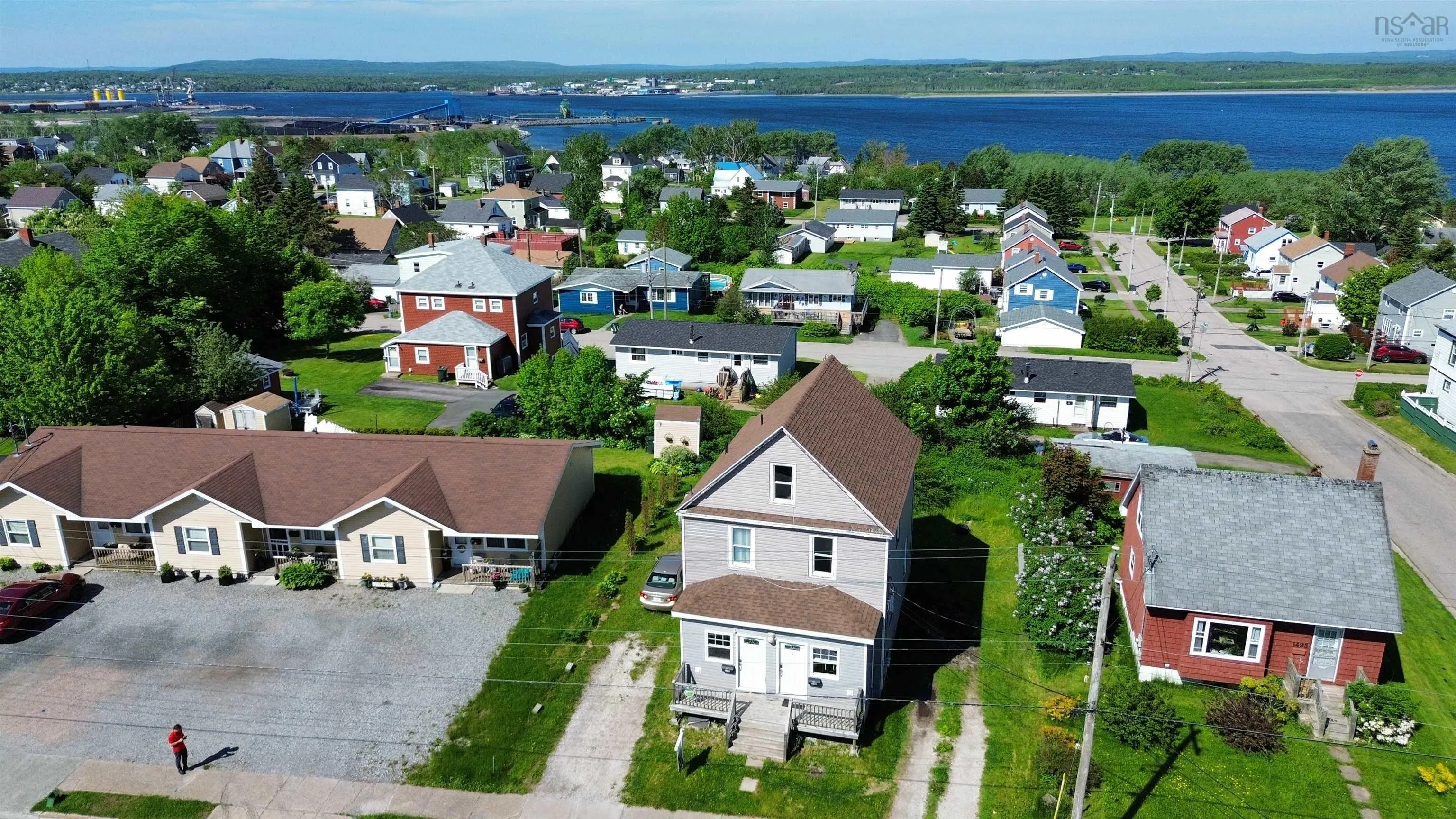 1491 Victoria Road, Sydney Ns B1n 1m9, 5 Bedrooms Bedrooms, ,Residential Income,For Sale,Victoria,202502567