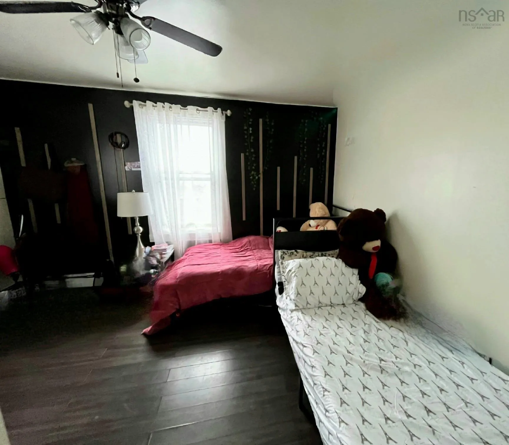 1491 Victoria Road, Sydney Ns B1n 1m9, 5 Bedrooms Bedrooms, ,Residential Income,For Sale,Victoria,202502567