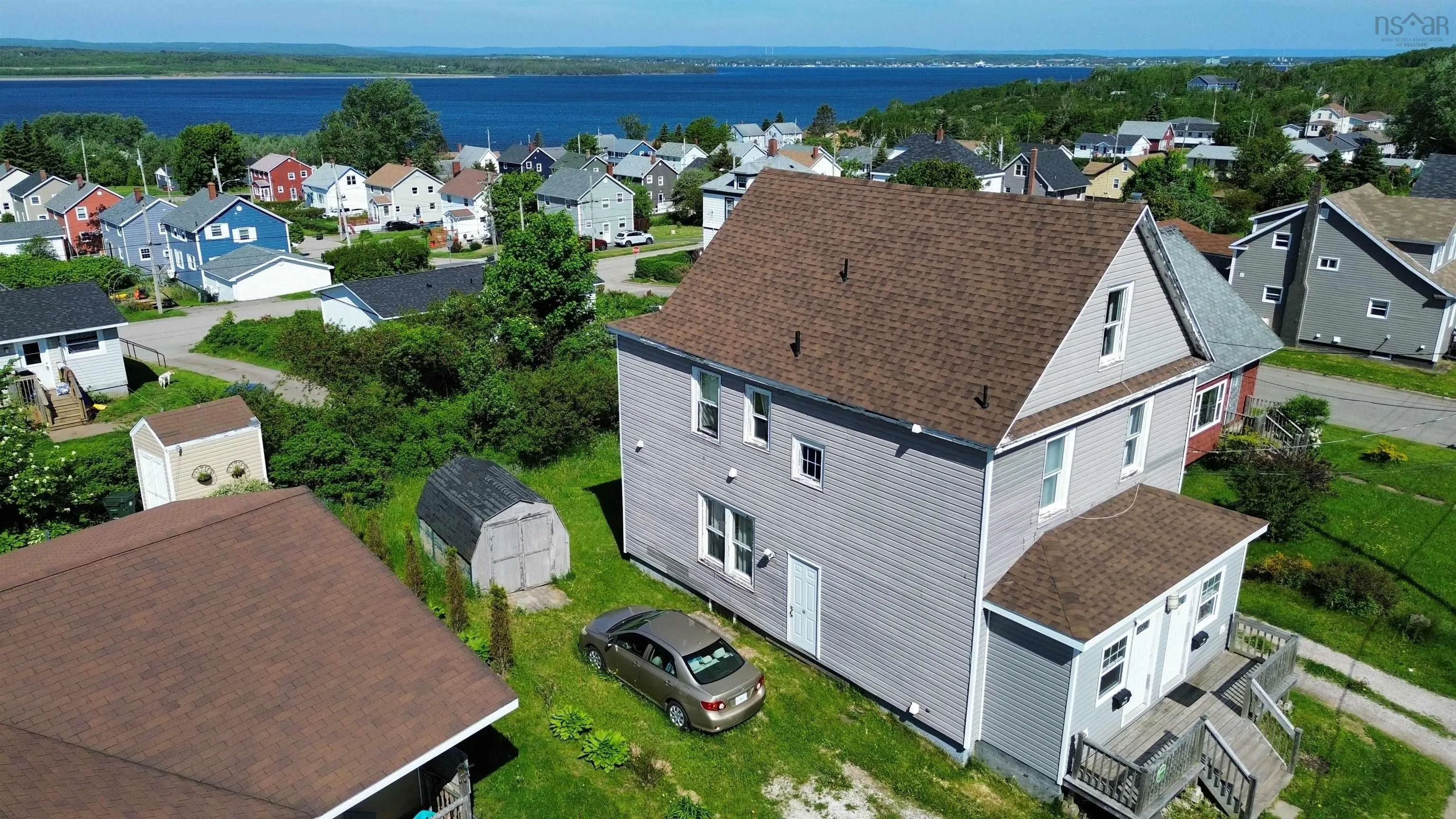 1491 Victoria Road, Sydney Ns B1n 1m9, 5 Bedrooms Bedrooms, ,Residential Income,For Sale,Victoria,202502567