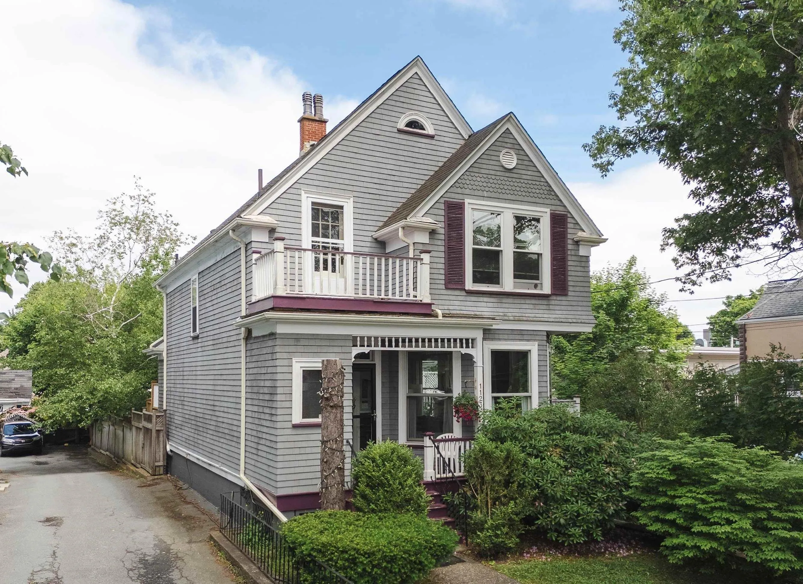 1123/1121 Cartaret Street, Halifax, NS B3H 3P2, 4 Bedrooms Bedrooms, ,3 BathroomsBathrooms,Residential,For Sale,Cartaret,202521329