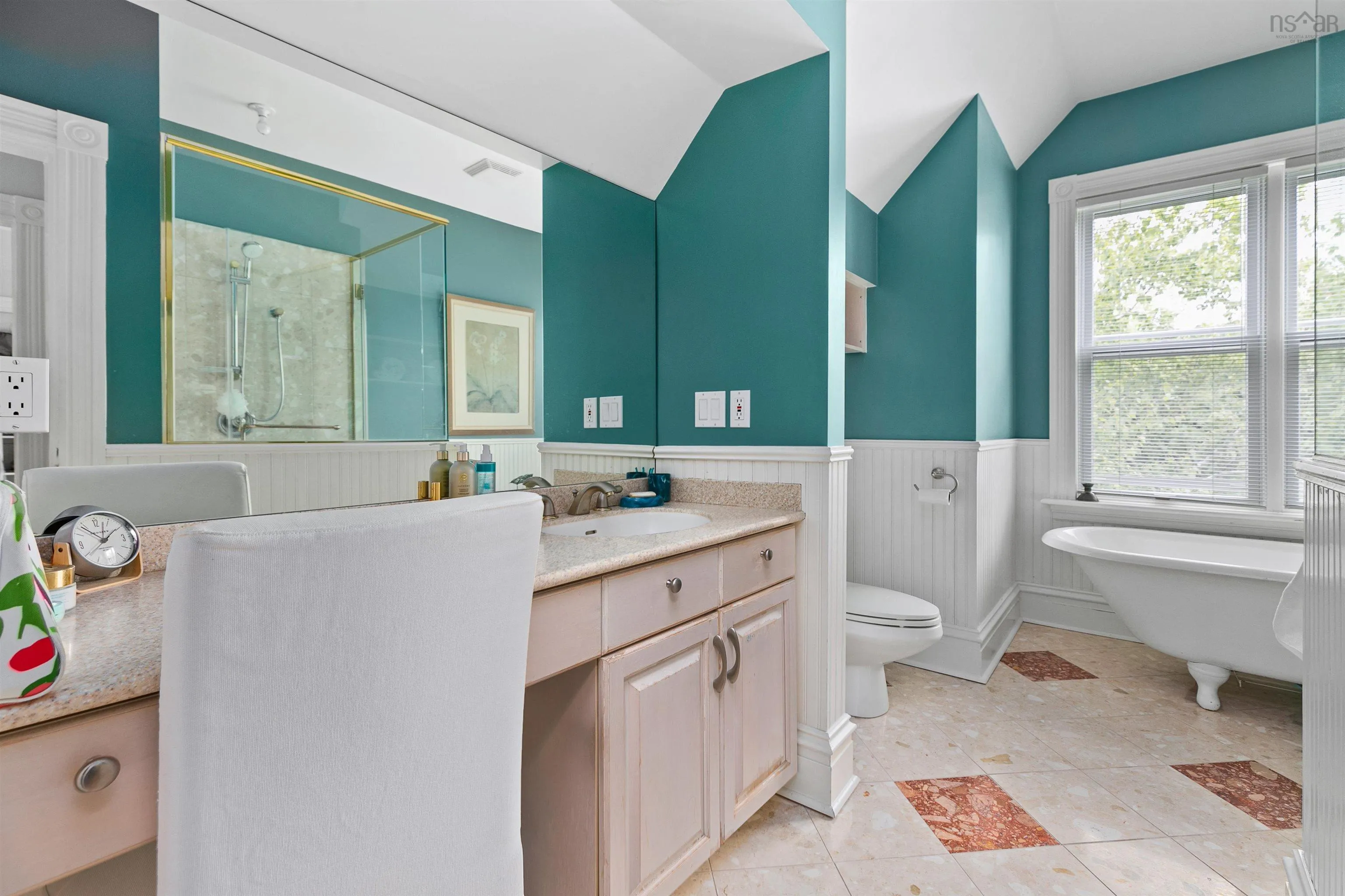 1123/1121 Cartaret Street, Halifax, NS B3H 3P2, 4 Bedrooms Bedrooms, ,3 BathroomsBathrooms,Residential,For Sale,Cartaret,202521329