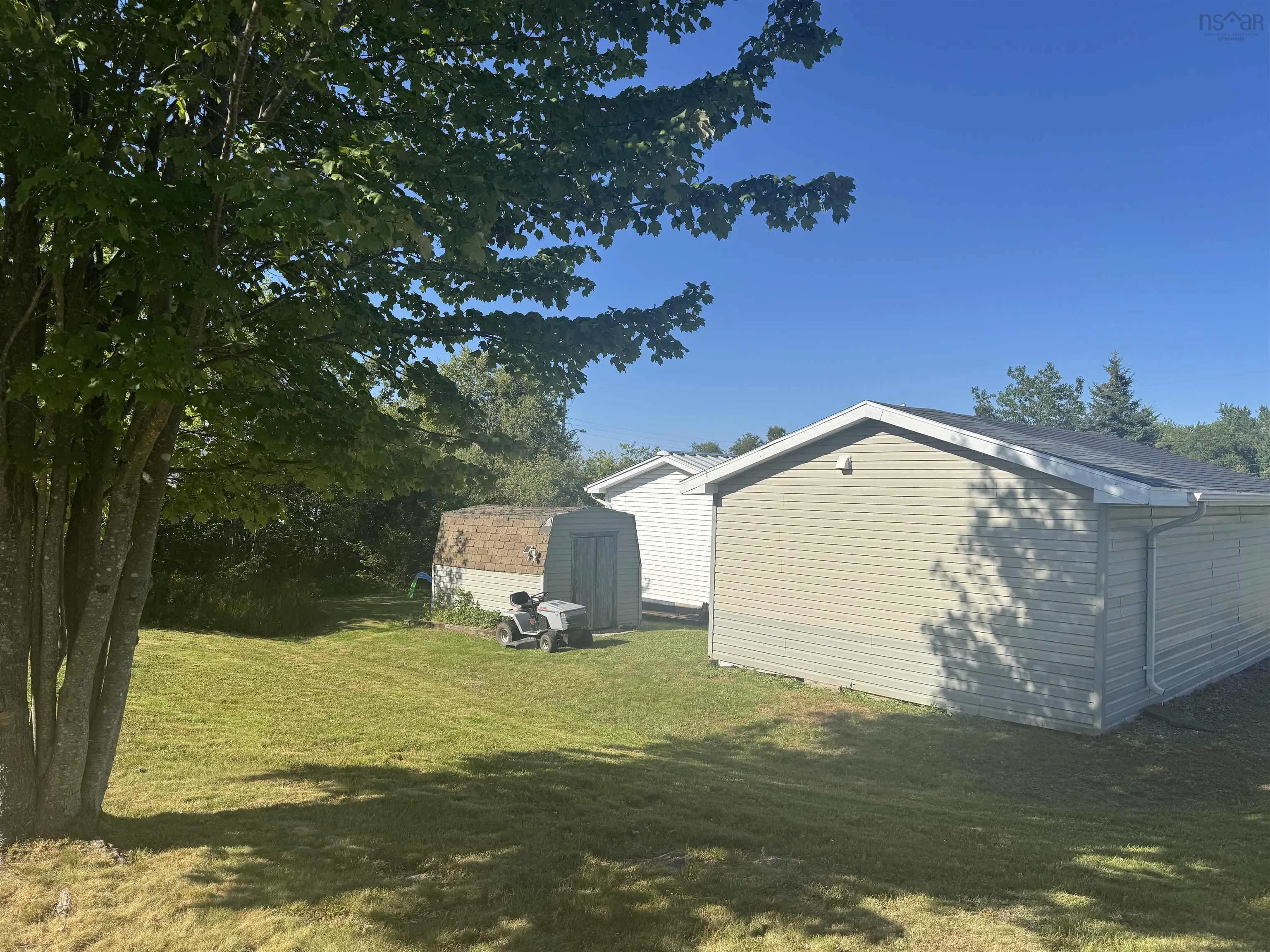 4 Bushells Lane, North Sydney, NS B2A 3L6, 2 Bedrooms Bedrooms, ,1 BathroomBathrooms,Residential,For Sale,Bushells,202521110