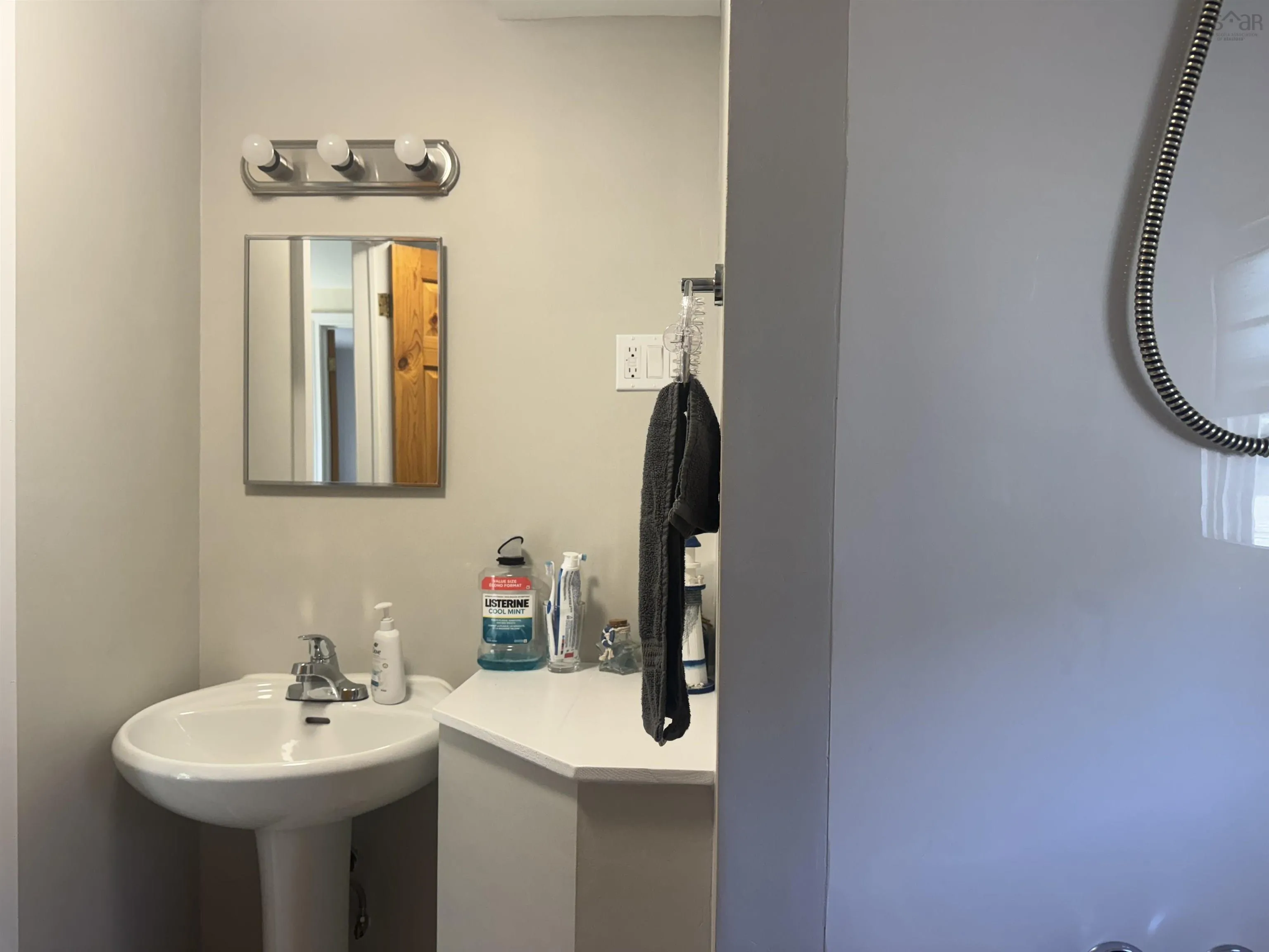 4 Bushells Lane, North Sydney, NS B2A 3L6, 2 Bedrooms Bedrooms, ,1 BathroomBathrooms,Residential,For Sale,Bushells,202521110