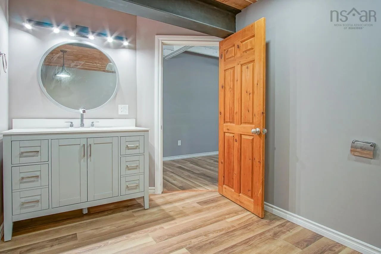 17 Pleasant Street, Kingsport, NS B0P 1H0, 3 Bedrooms Bedrooms, ,2 BathroomsBathrooms,Residential,For Sale,Pleasant,202521676