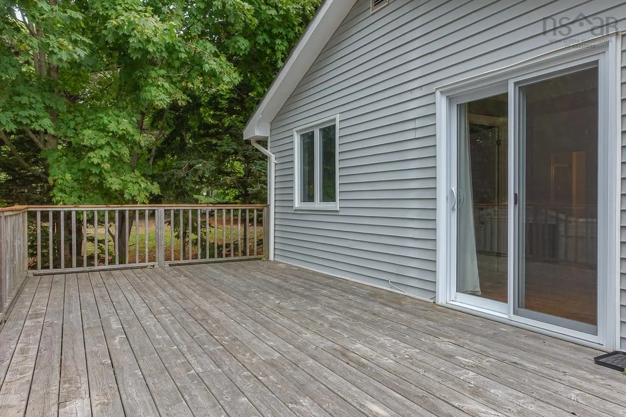 17 Pleasant Street, Kingsport, NS B0P 1H0, 3 Bedrooms Bedrooms, ,2 BathroomsBathrooms,Residential,For Sale,Pleasant,202521676