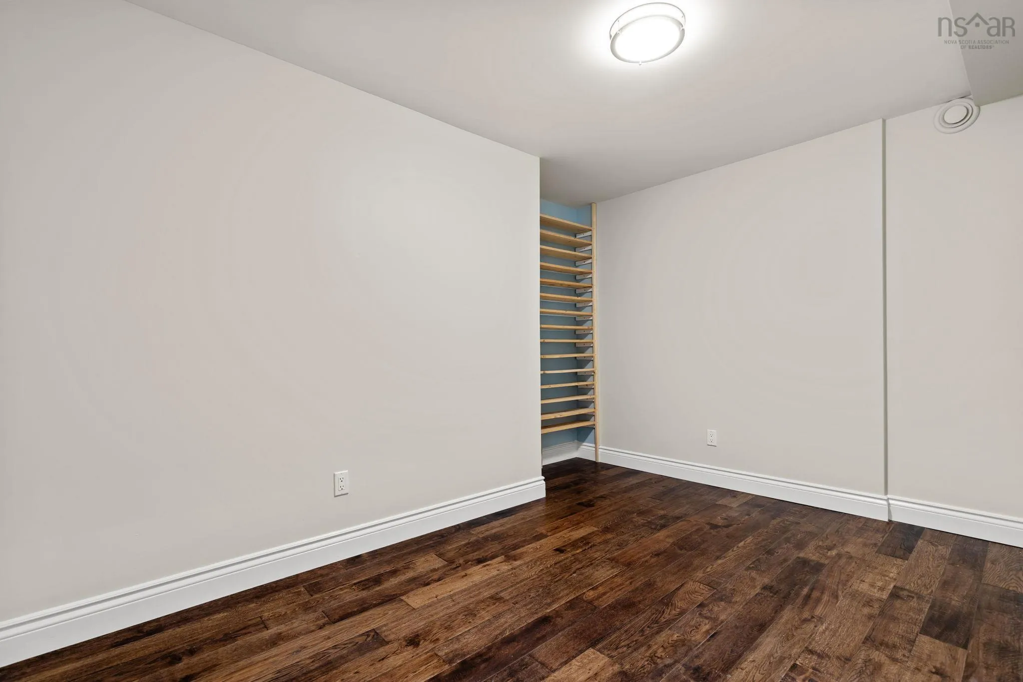 24 Carriage Road, Windsor Junction, NS B2T 1G3, 3 Bedrooms Bedrooms, ,2 BathroomsBathrooms,Residential,For Sale,Carriage,202523941