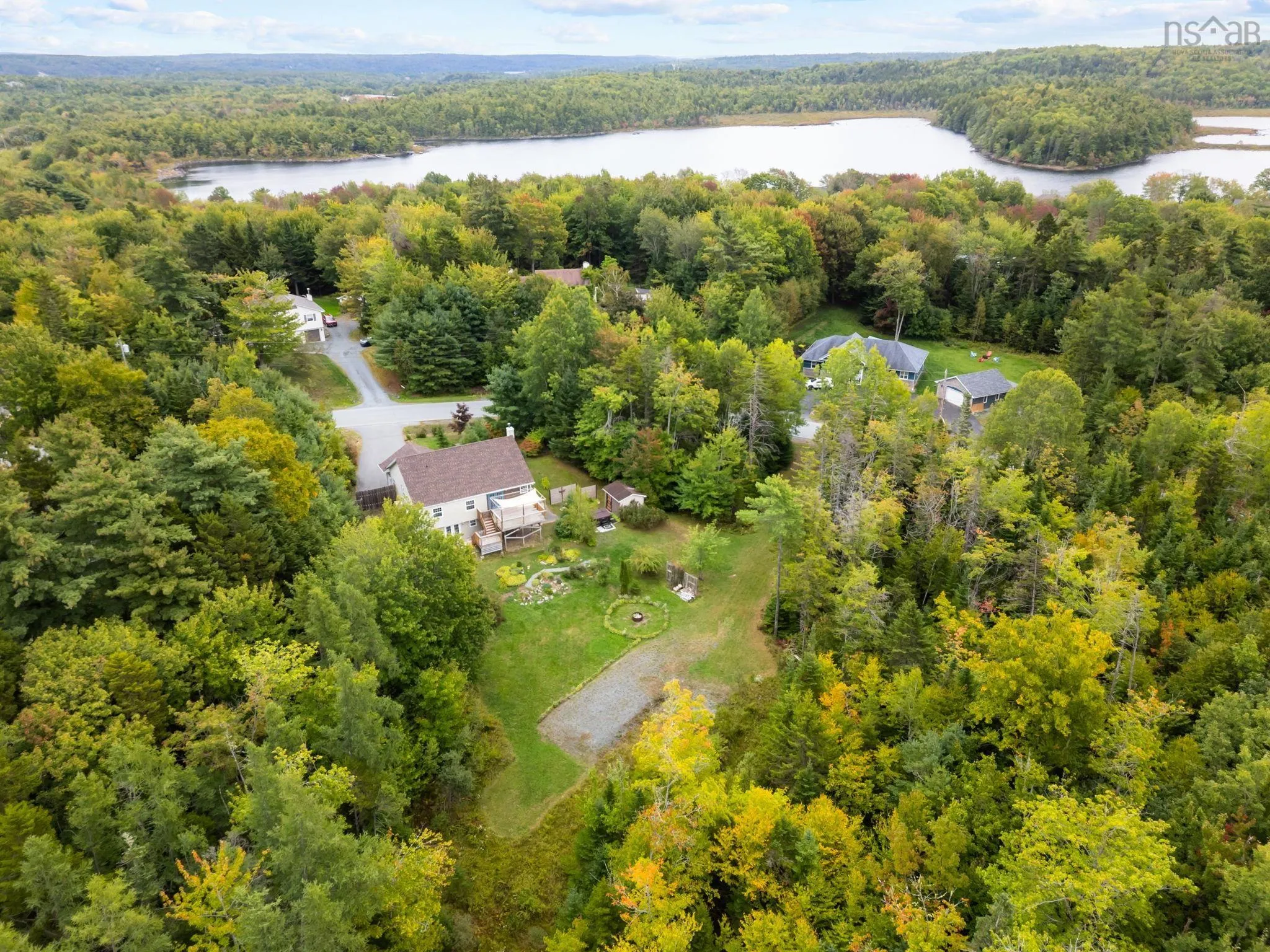 24 Carriage Road, Windsor Junction, NS B2T 1G3, 3 Bedrooms Bedrooms, ,2 BathroomsBathrooms,Residential,For Sale,Carriage,202523941