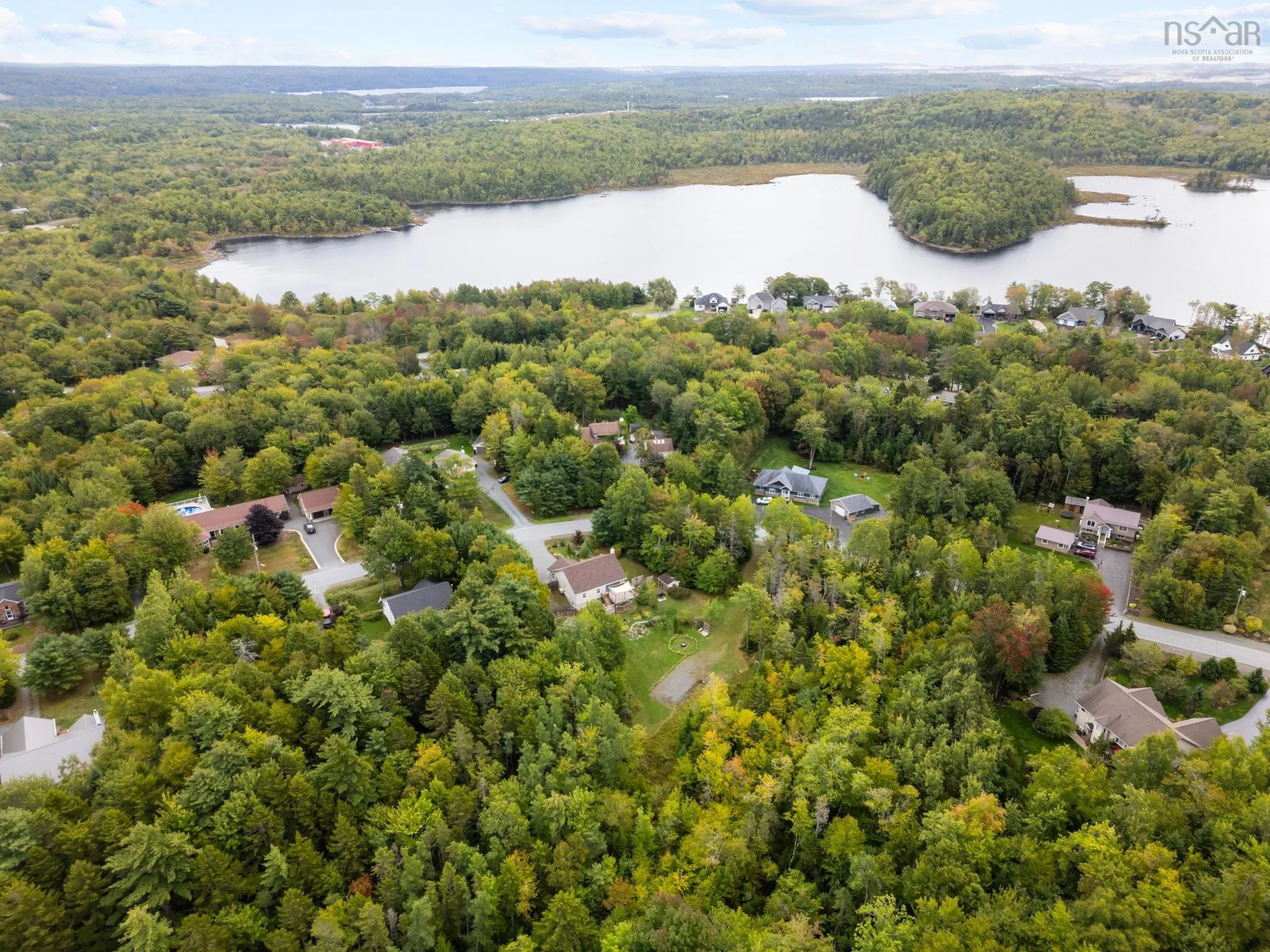 24 Carriage Road, Windsor Junction, NS B2T 1G3, 3 Bedrooms Bedrooms, ,2 BathroomsBathrooms,Residential,For Sale,Carriage,202523941