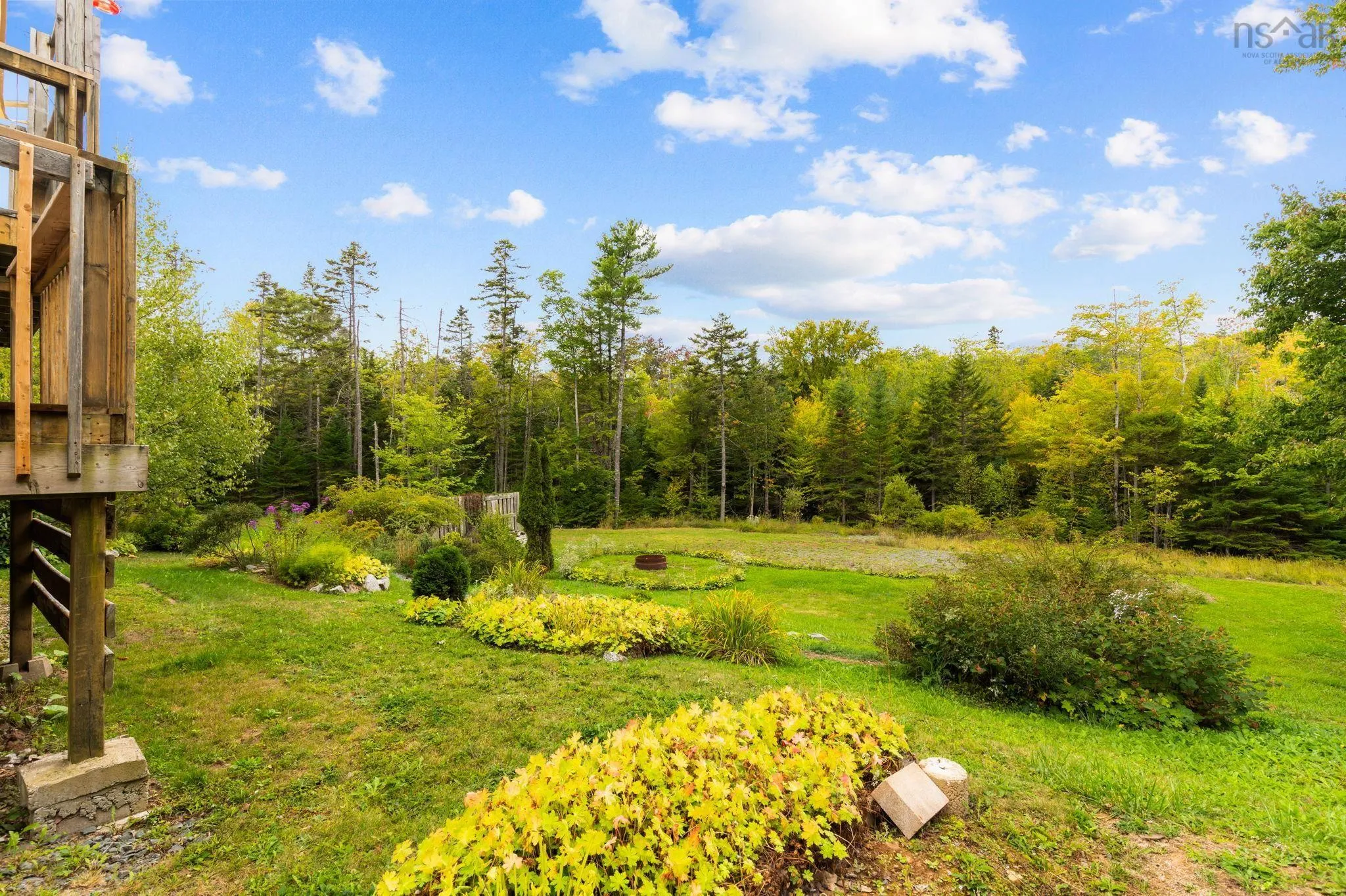 24 Carriage Road, Windsor Junction, NS B2T 1G3, 3 Bedrooms Bedrooms, ,2 BathroomsBathrooms,Residential,For Sale,Carriage,202523941