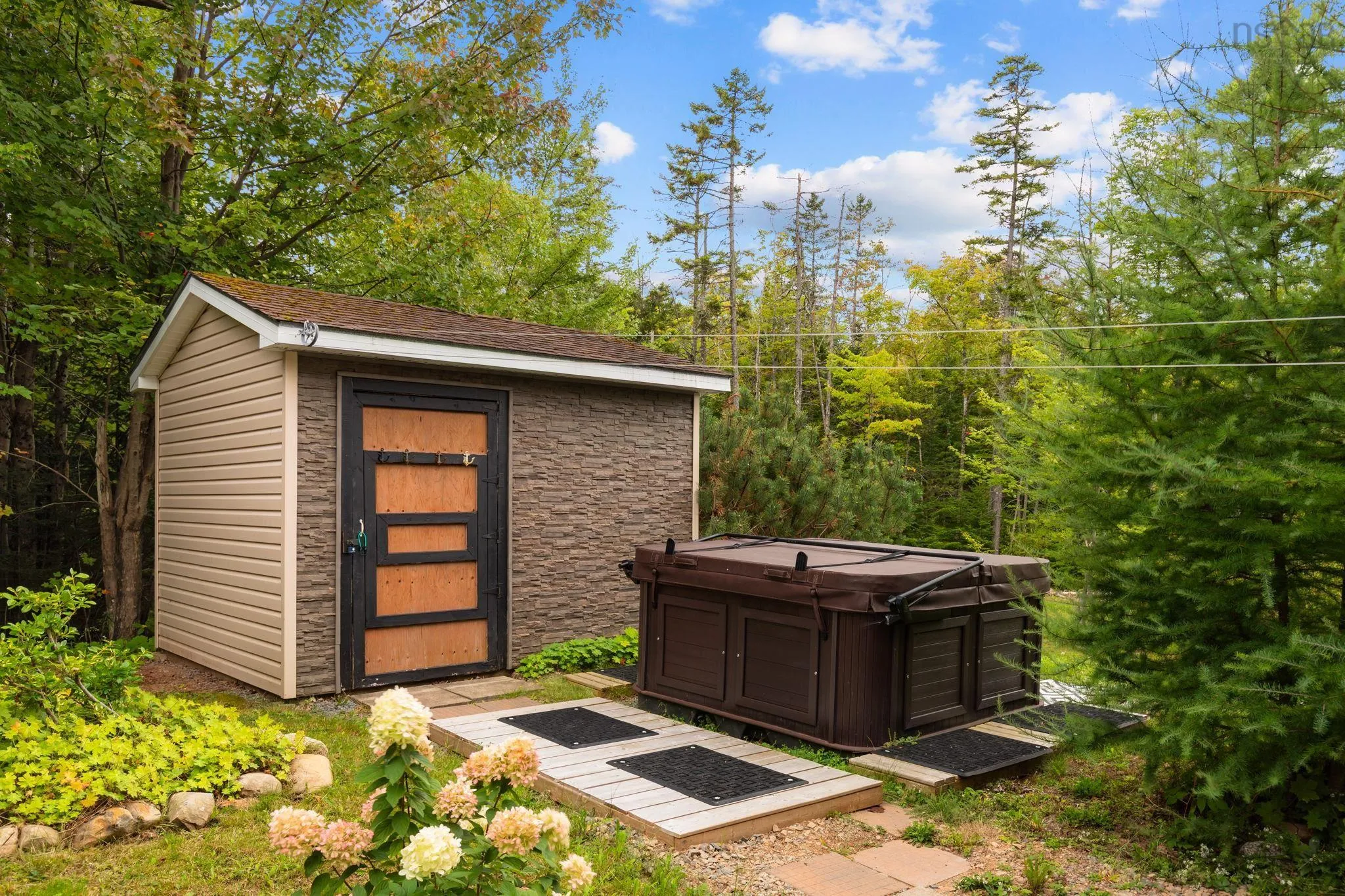 24 Carriage Road, Windsor Junction, NS B2T 1G3, 3 Bedrooms Bedrooms, ,2 BathroomsBathrooms,Residential,For Sale,Carriage,202523941