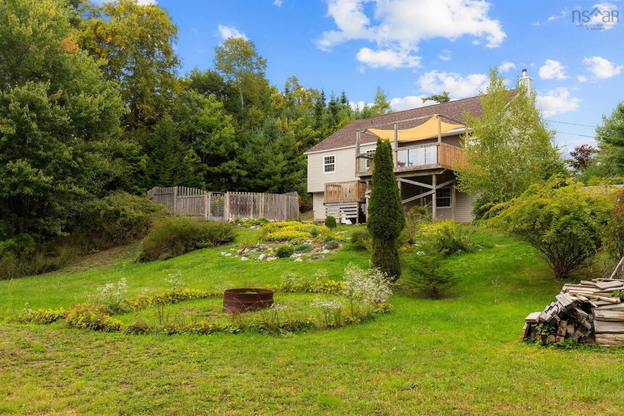 24 Carriage Road, Windsor Junction, NS B2T 1G3, 3 Bedrooms Bedrooms, ,2 BathroomsBathrooms,Residential,For Sale,Carriage,202523941