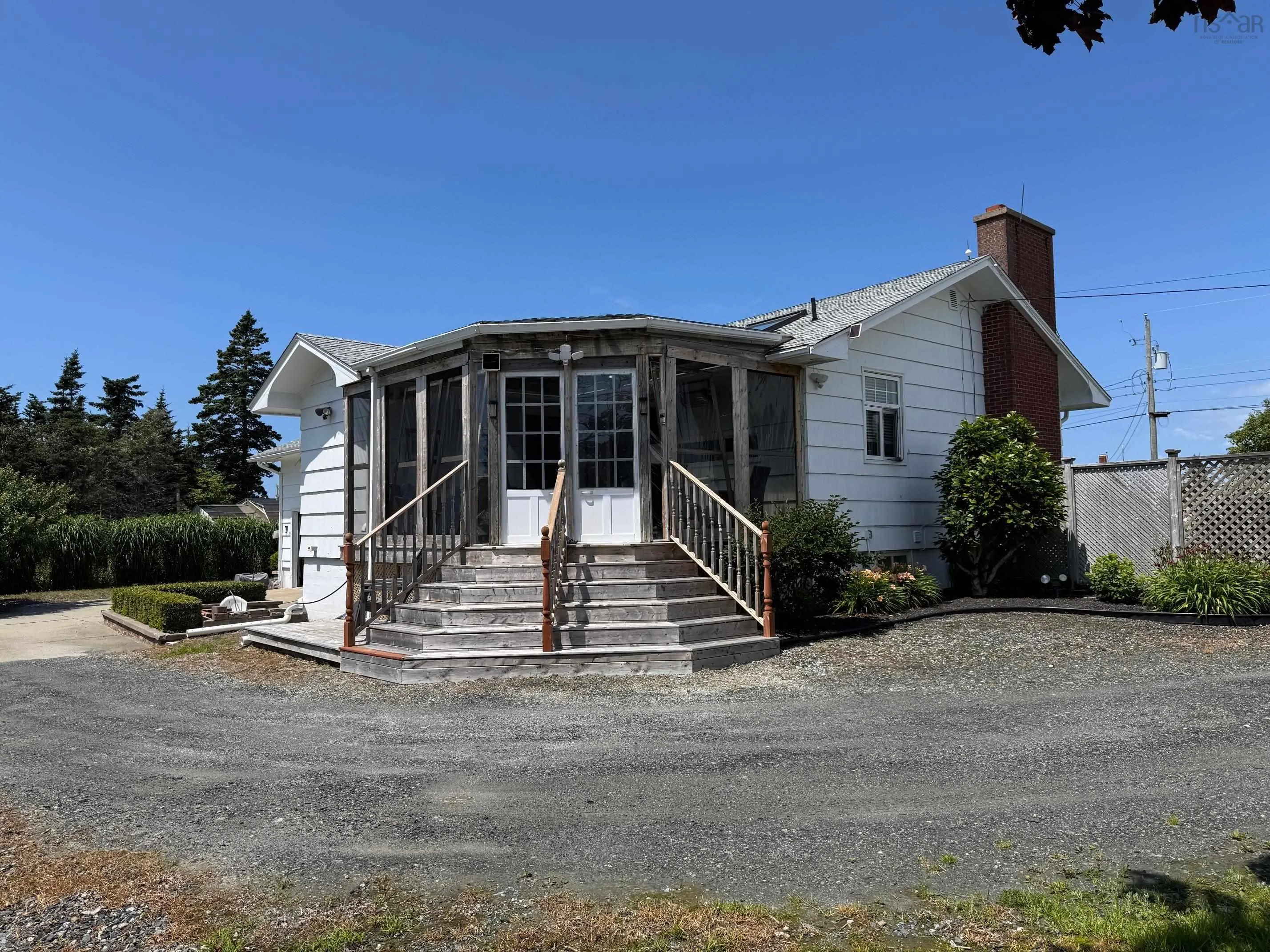 89 Pond Road, Lower West Pubnico, NS B0W 2C0, 4 Bedrooms Bedrooms, ,2 BathroomsBathrooms,Residential,For Sale,Pond,202519253