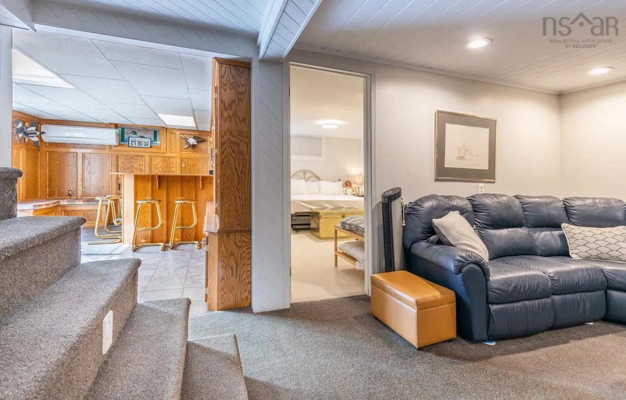 89 Pond Road, Lower West Pubnico, NS B0W 2C0, 4 Bedrooms Bedrooms, ,2 BathroomsBathrooms,Residential,For Sale,Pond,202519253