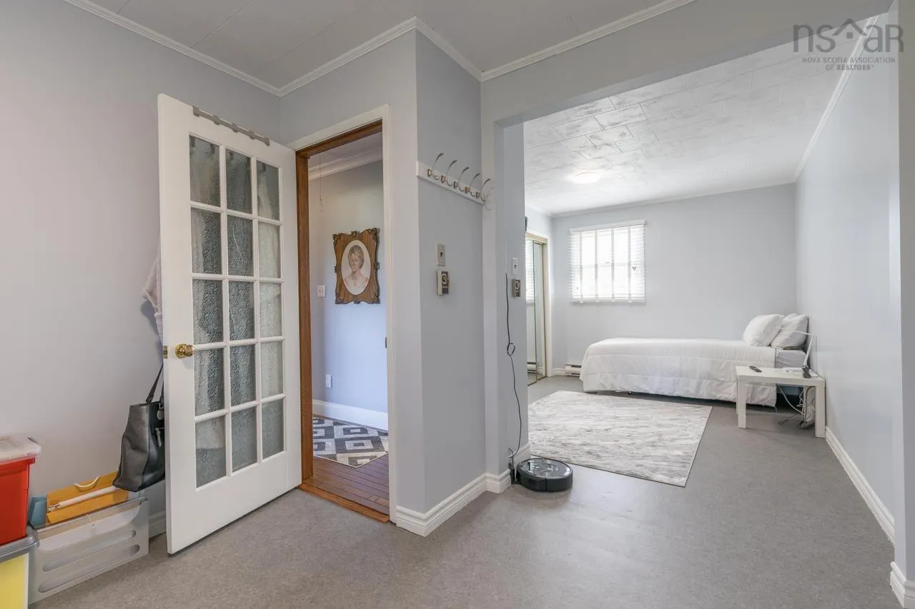 89 Pond Road, Lower West Pubnico, NS B0W 2C0, 4 Bedrooms Bedrooms, ,2 BathroomsBathrooms,Residential,For Sale,Pond,202519253