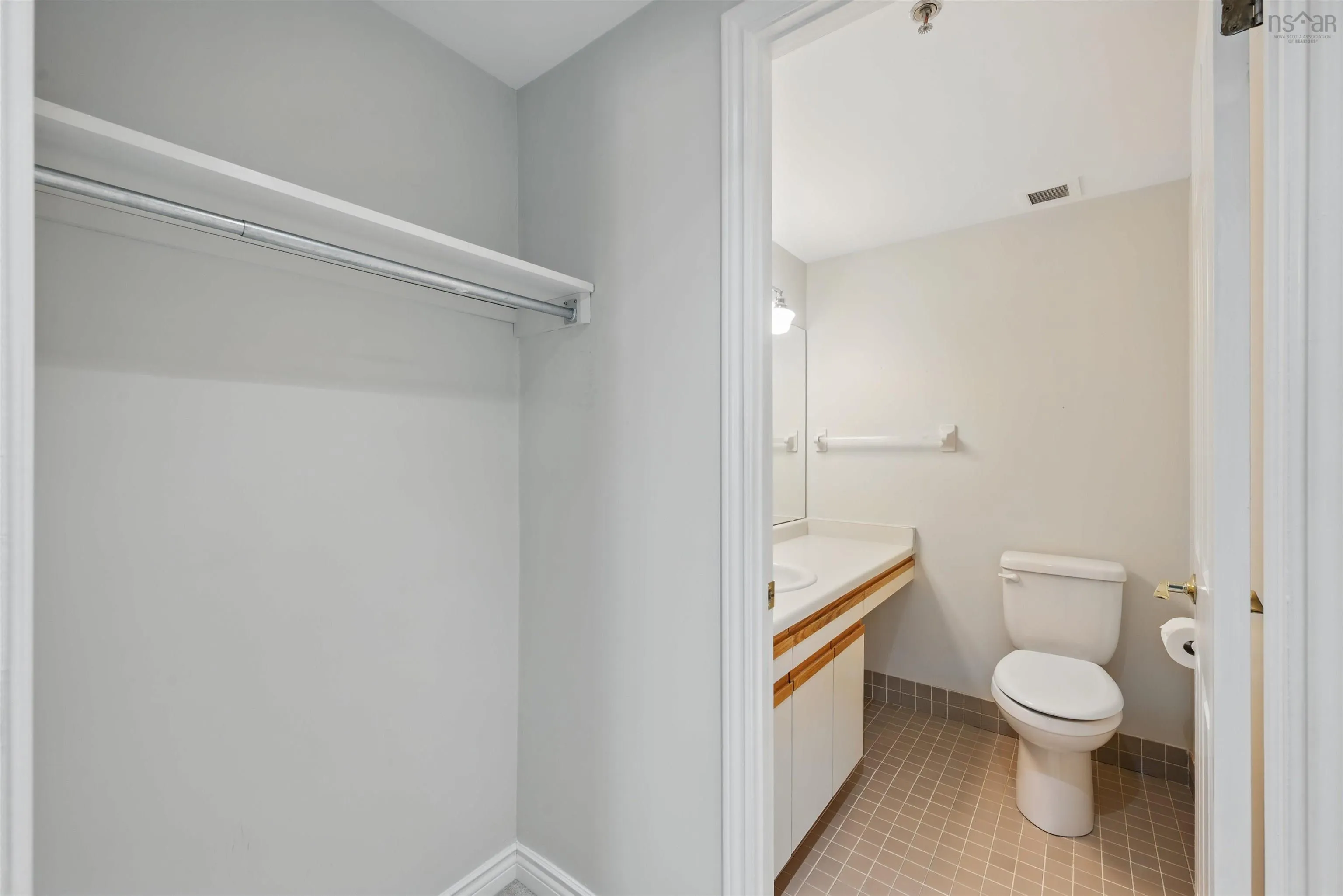 112-1350 Oxford Street, Halifax Peninsula Ns B3h 3y8, 2 Bedrooms Bedrooms, ,2 BathroomsBathrooms,Residential,For Sale,Oxford,202507002