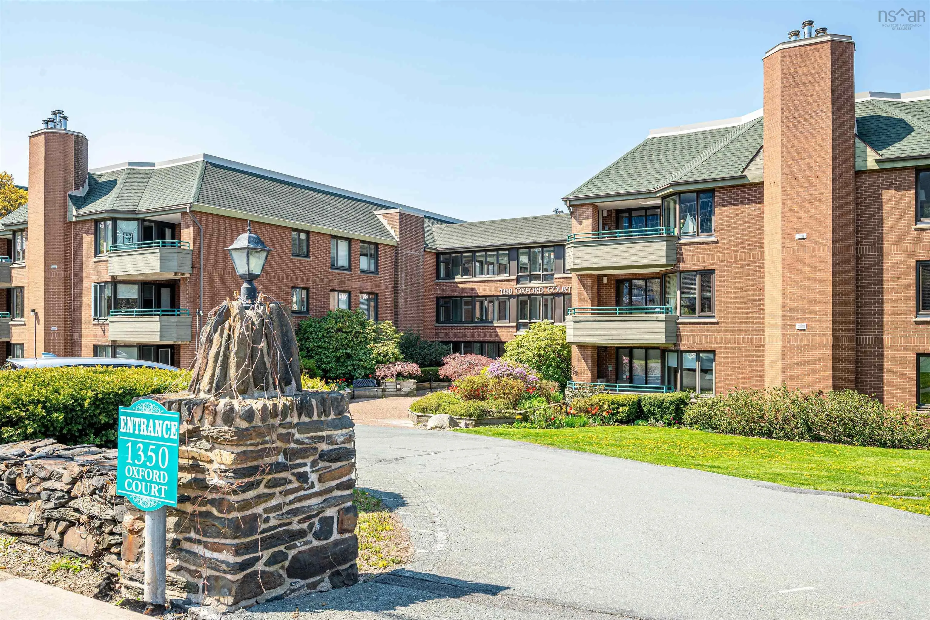112-1350 Oxford Street, Halifax Peninsula Ns B3h 3y8, 2 Bedrooms Bedrooms, ,2 BathroomsBathrooms,Residential,For Sale,Oxford,202507002