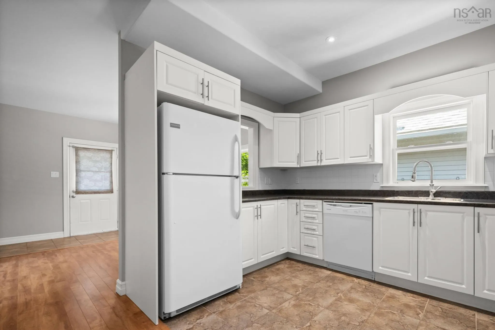 6354 Pepperell Street, Halifax, NS B3H 2P4, 6 Bedrooms Bedrooms, ,2 BathroomsBathrooms,Residential,For Sale,Pepperell,202523697