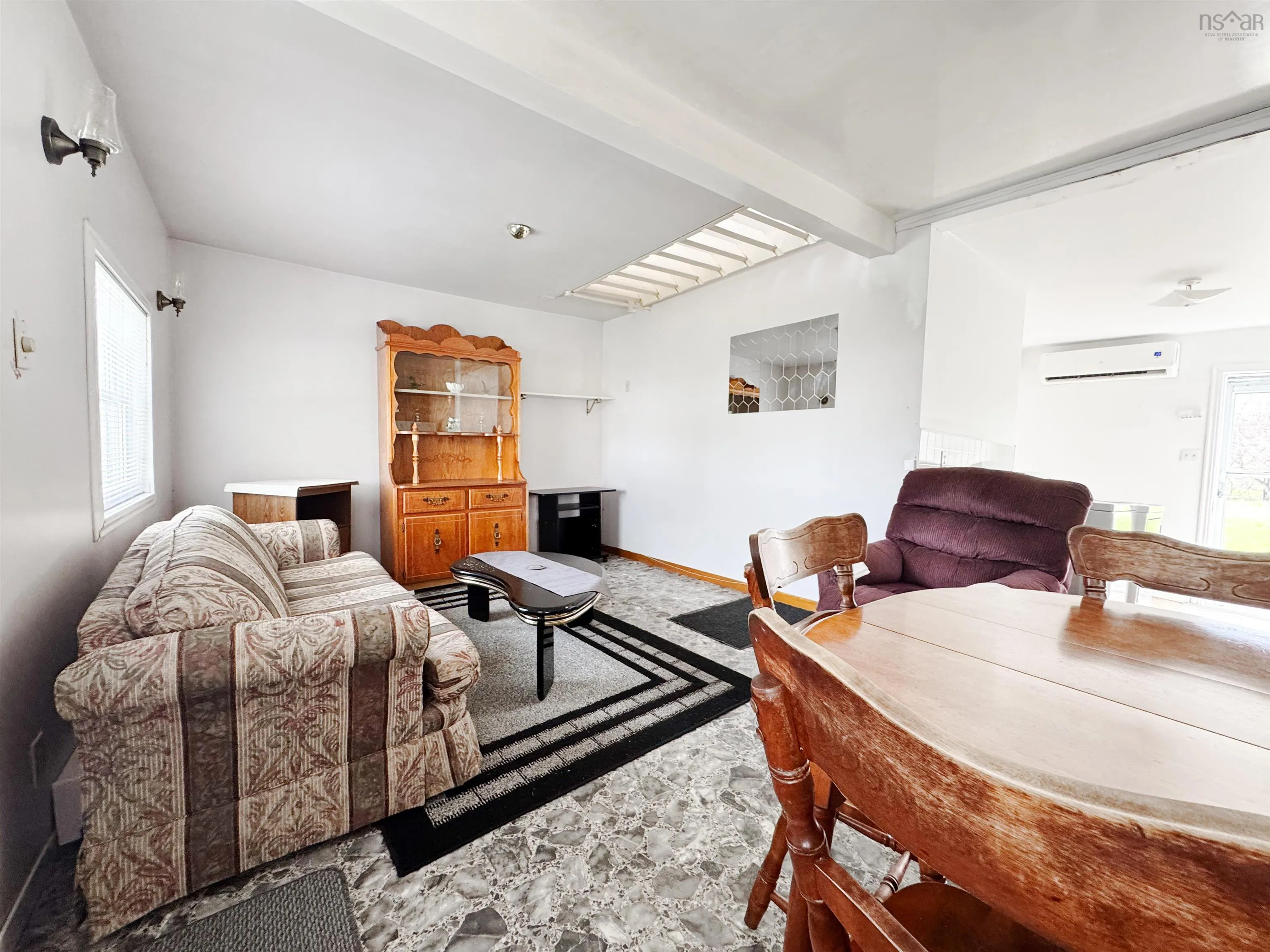 3094 East Avenue, New Waterford Ns B1h 1s1, 1 Bedroom Bedrooms, ,1 BathroomBathrooms,Residential,For Sale,East,202510146