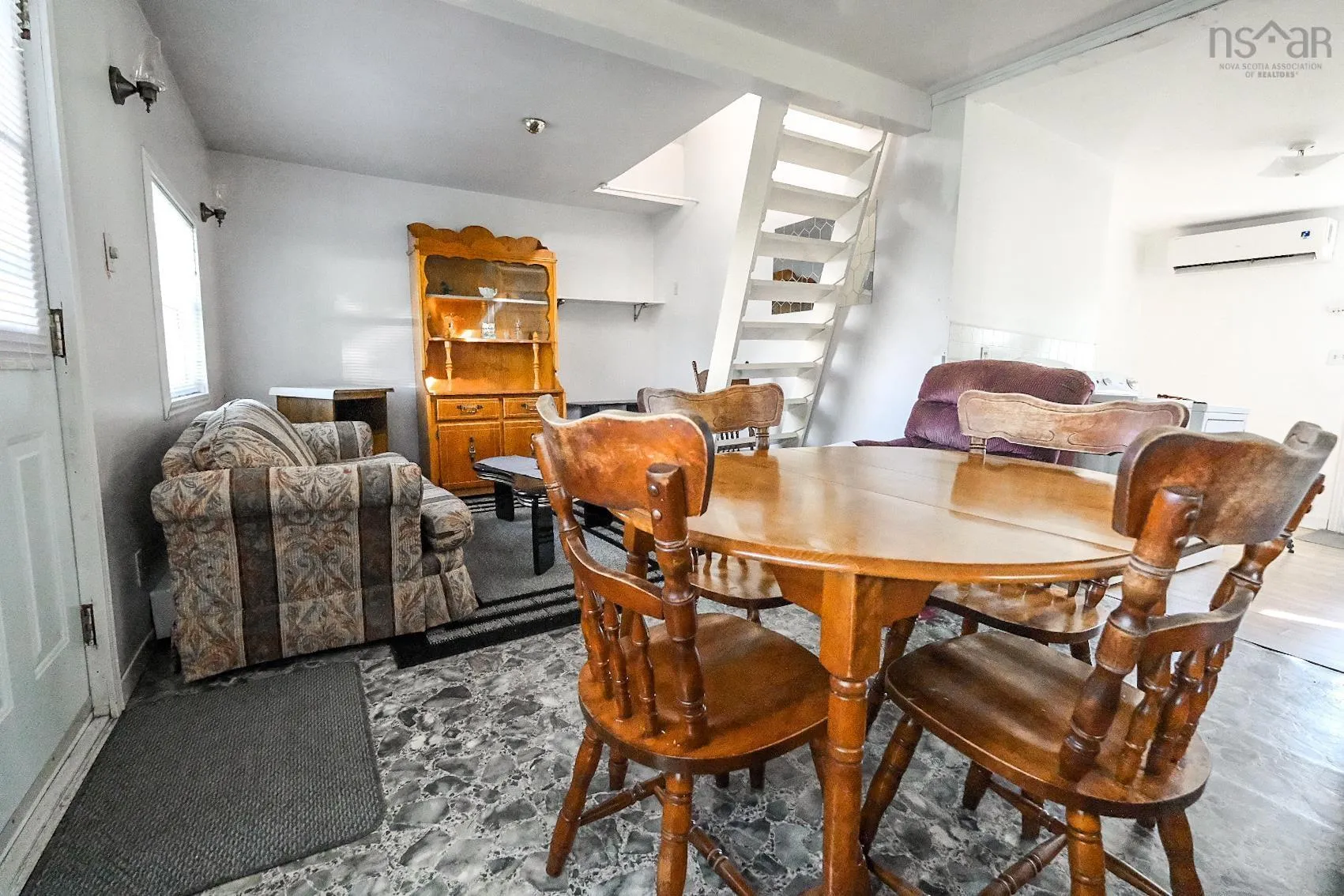 3094 East Avenue, New Waterford Ns B1h 1s1, 1 Bedroom Bedrooms, ,1 BathroomBathrooms,Residential,For Sale,East,202510146