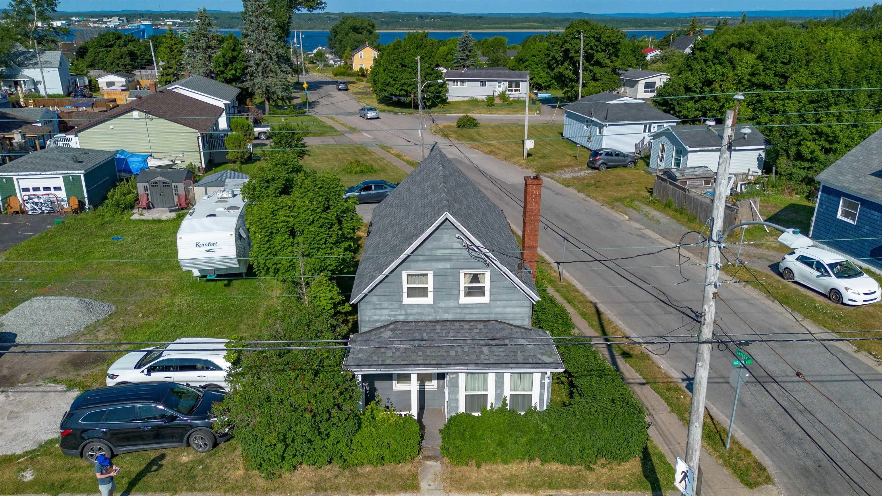 1373 Victoria Road, Sydney, NS B1N 2W9, 3 Bedrooms Bedrooms, ,1 BathroomBathrooms,Residential,For Sale,Victoria,202518166