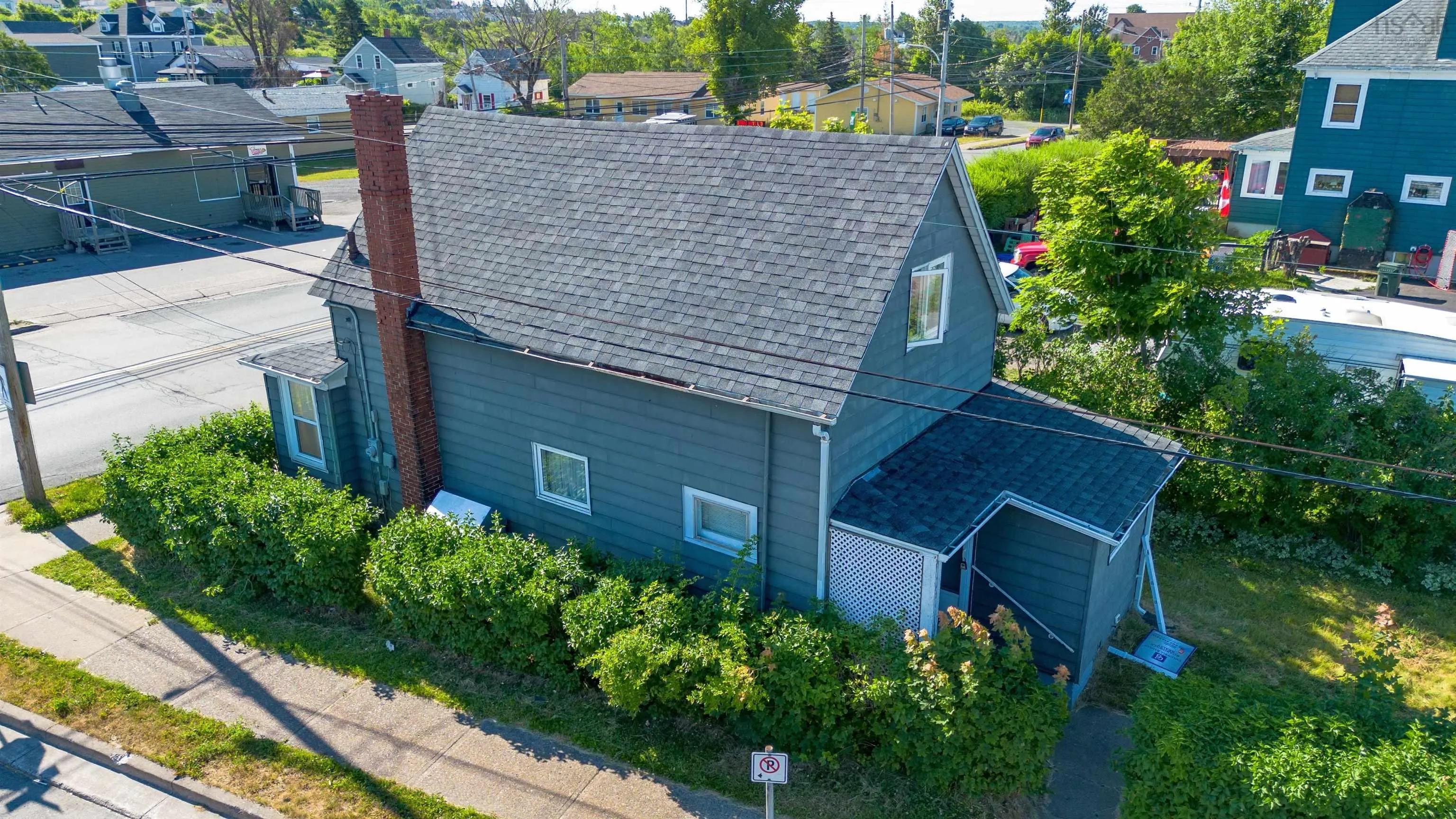 1373 Victoria Road, Sydney, NS B1N 2W9, 3 Bedrooms Bedrooms, ,1 BathroomBathrooms,Residential,For Sale,Victoria,202518166